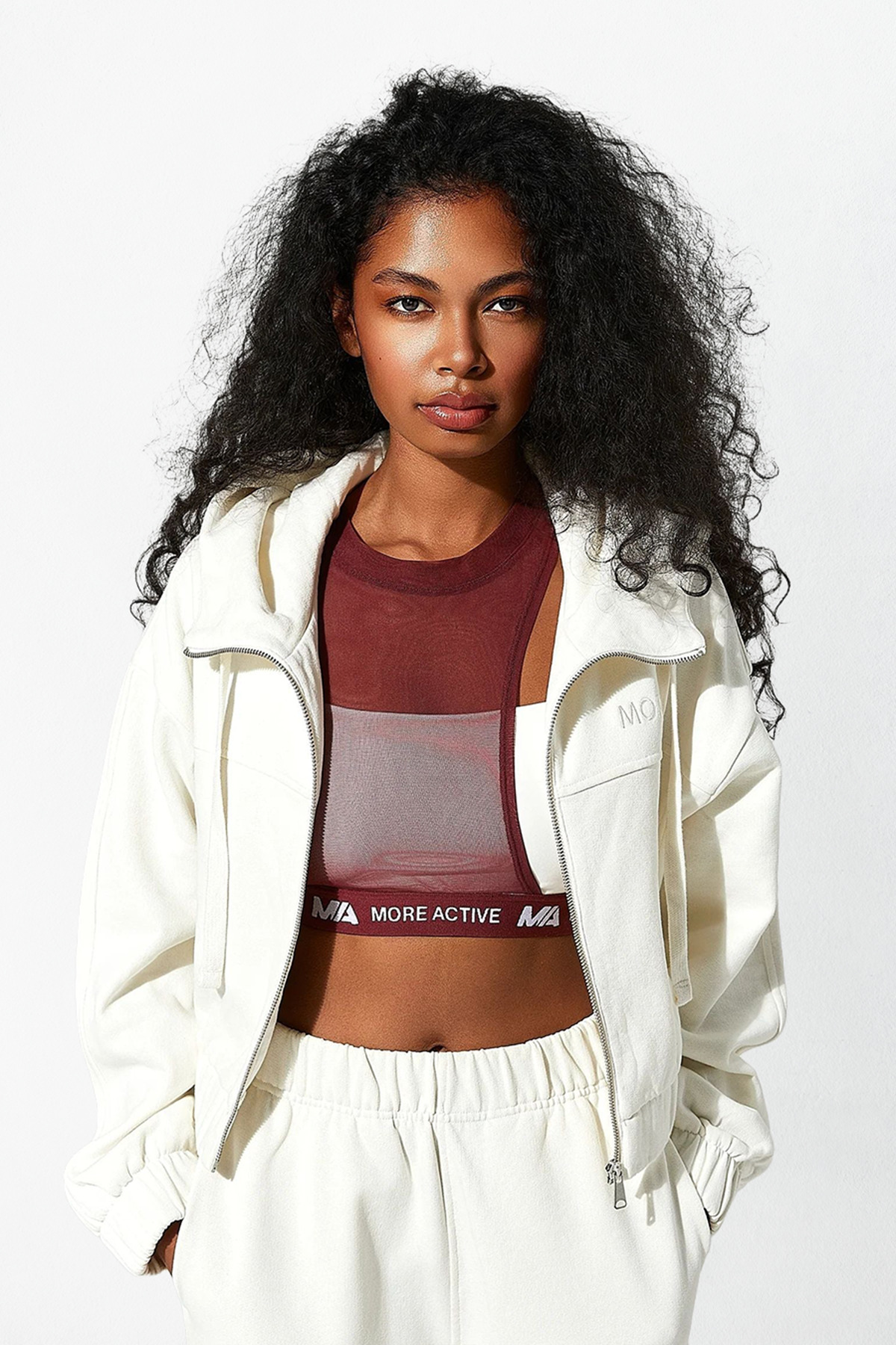 MORE ACTIVE Indo Kadın Kapüşonlu Fermuarlı Crop Sweatshirt görsel 2
