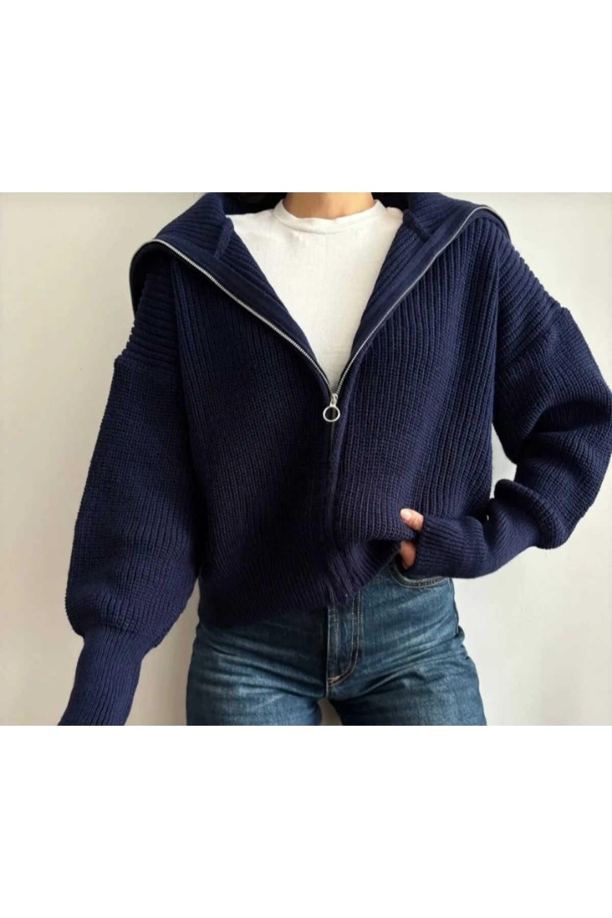 İLMERA Kadın Lacivert Fermuarlı Devrik Yaka Triko Hırka Oversize Crop Örgü Ceket görsel 2