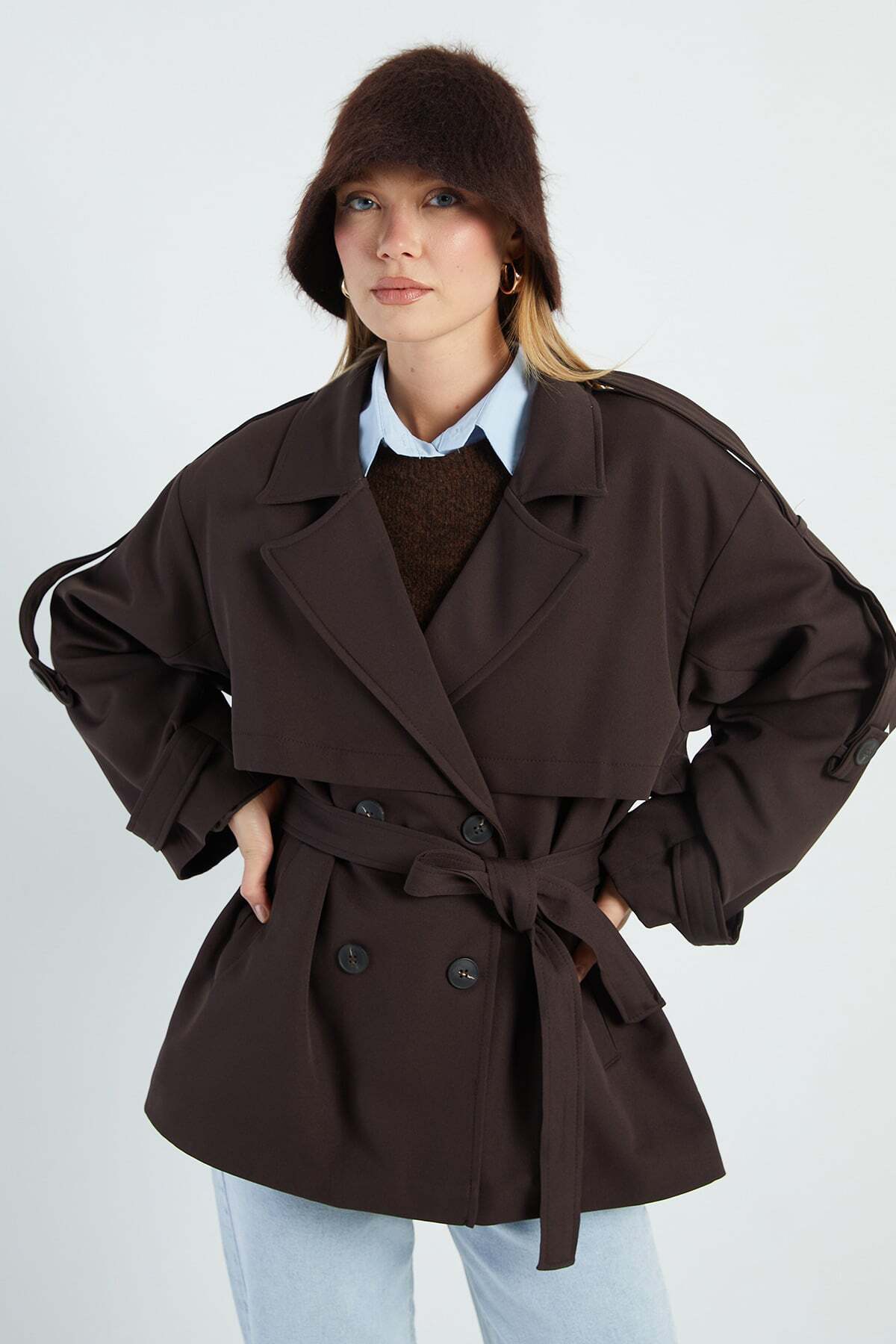 Beli Kemerli Kruvaze Yaka Oversize Trençkot
