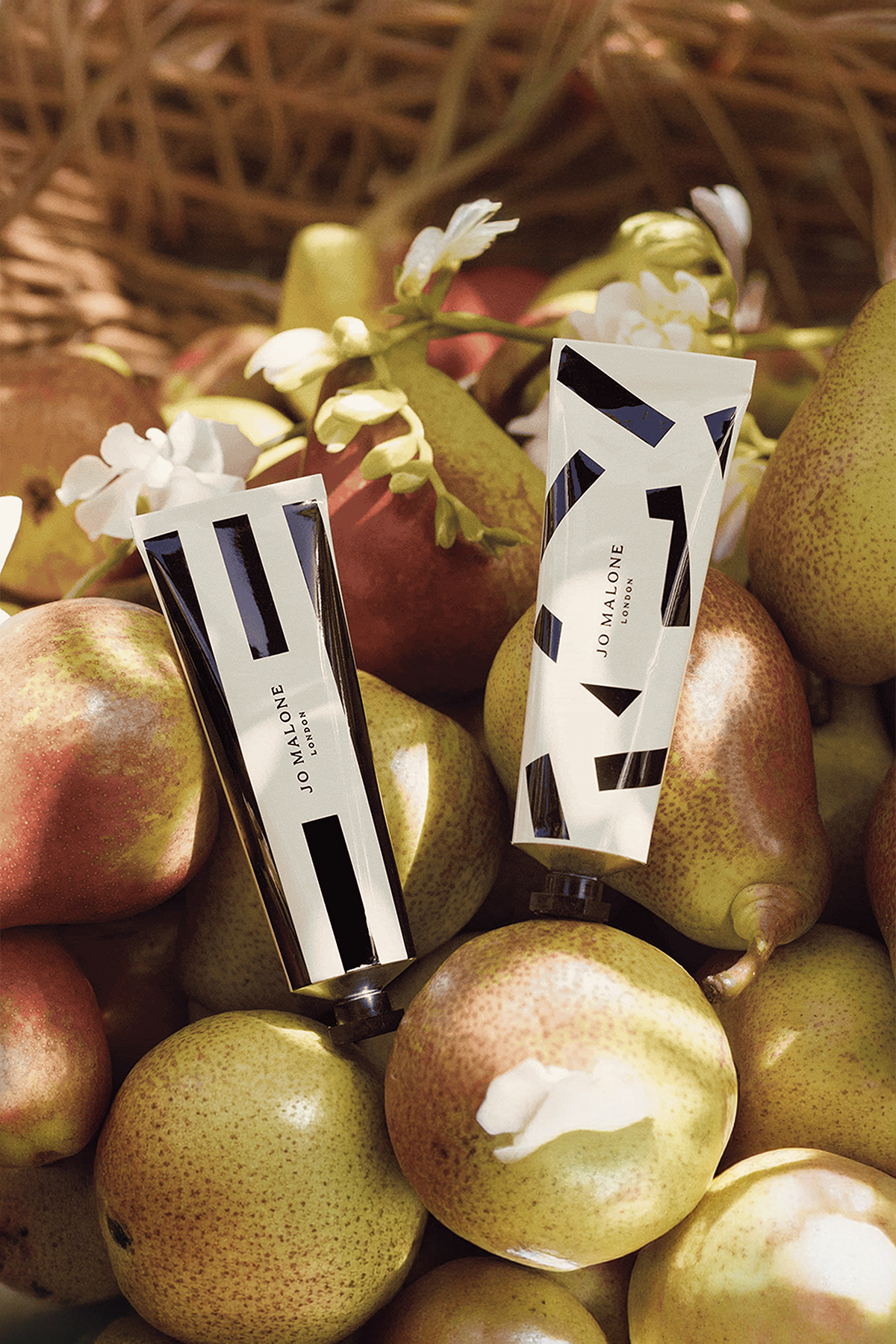 English Pear & Freesia El Kremi 30ml — 131194 — تصویر 3 از 3