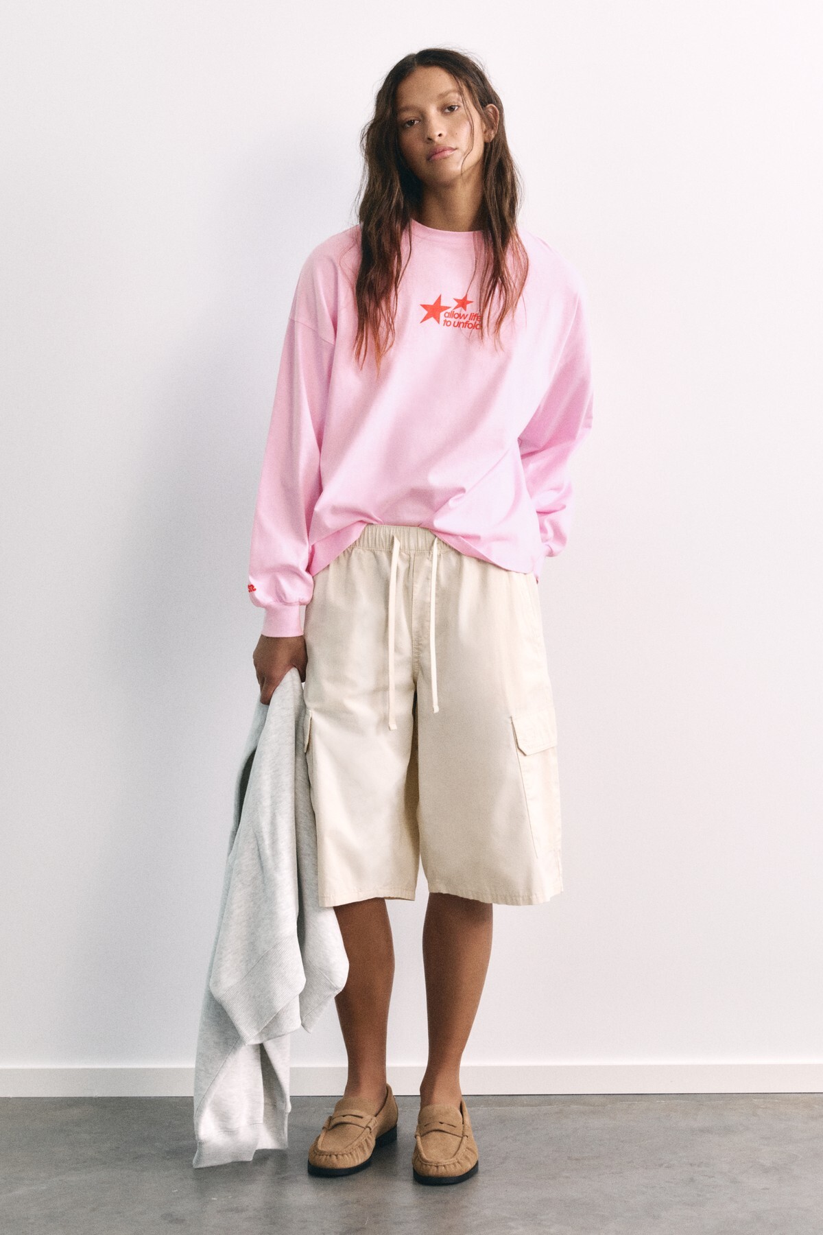 Pull & Bear Yıldız grafikli oversize tişört görsel 2