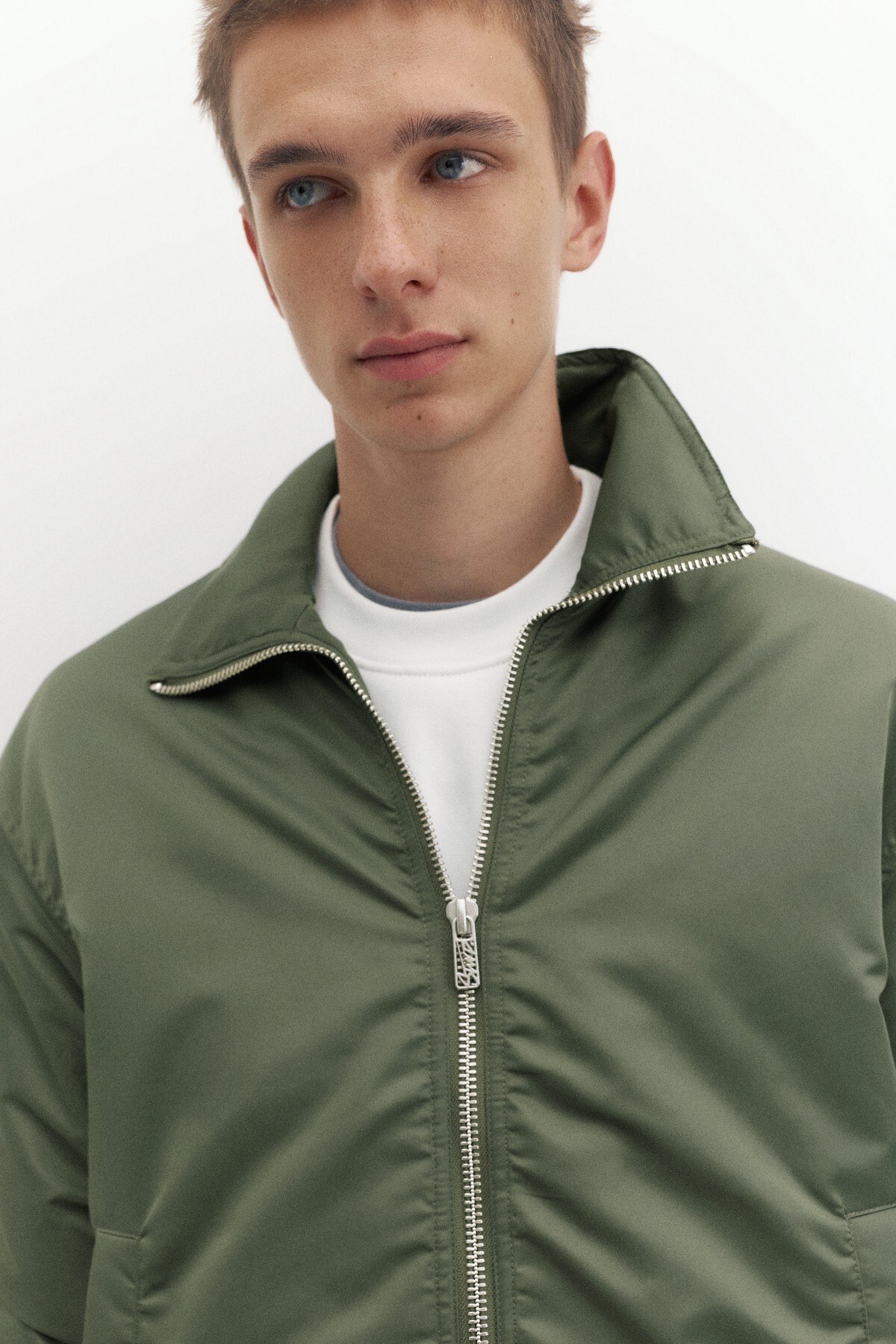 Pull & Bear Gömlek yakalı bomber ceket görsel 7