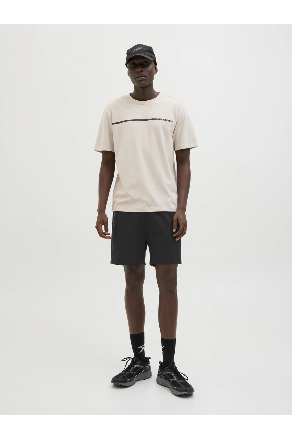 شلوارک مردانه جک اند جونز مدل Jpstgordon Fusion Sweat کد ۱۲۲۷۳۳۰۴ جک اند جونز شلوارک برمودا Jack & Jones