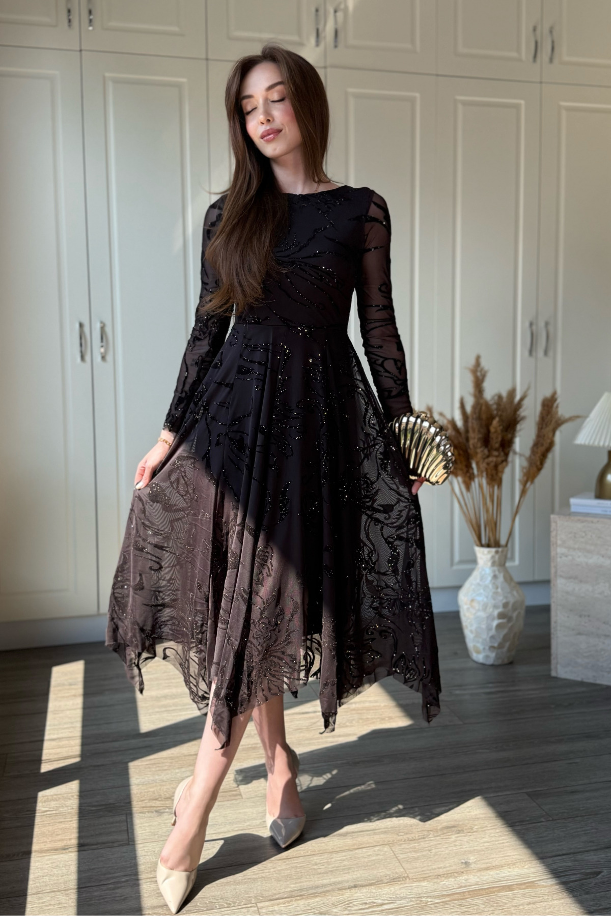 Dilay Gökoğlu Butik Simli Desenli Asimetrik Midi Kahverengi Elbise görsel 3