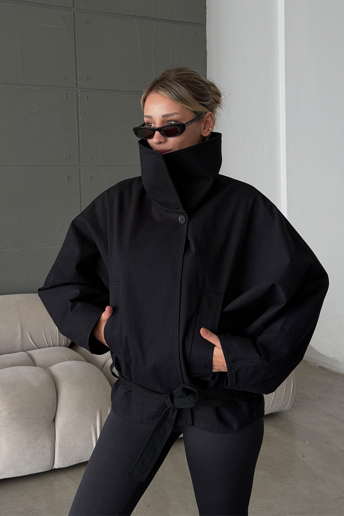 NET OF NOT ZR Model Siyah Dik Yaka Gabardin Kumaş Oversize Kadın Trençkot Ceket görsel 2