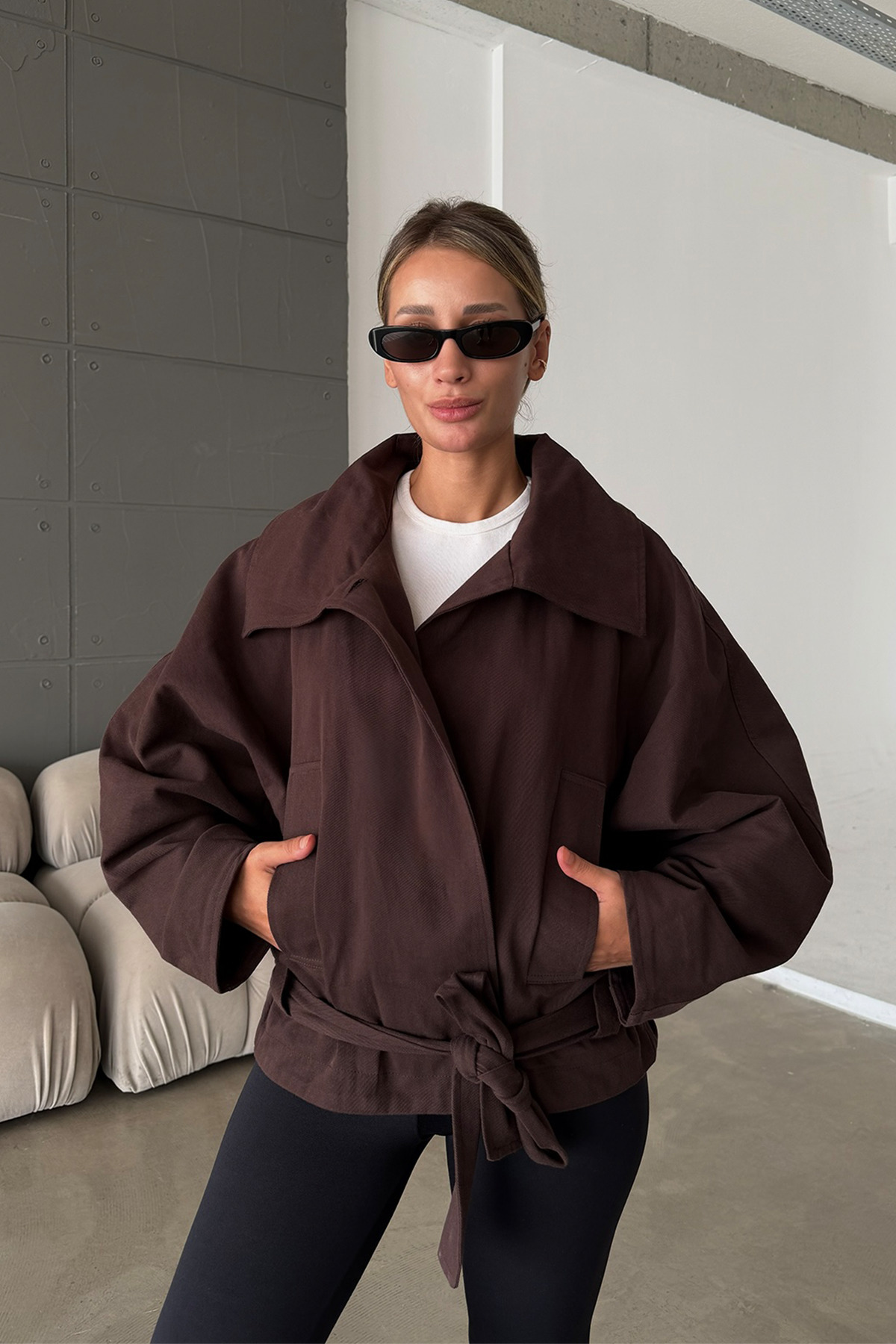 NET OF NOT ZR Model Kahve Dik Yaka Gabardin Kumaş Oversize Kadın Trençkot Ceket görsel 3