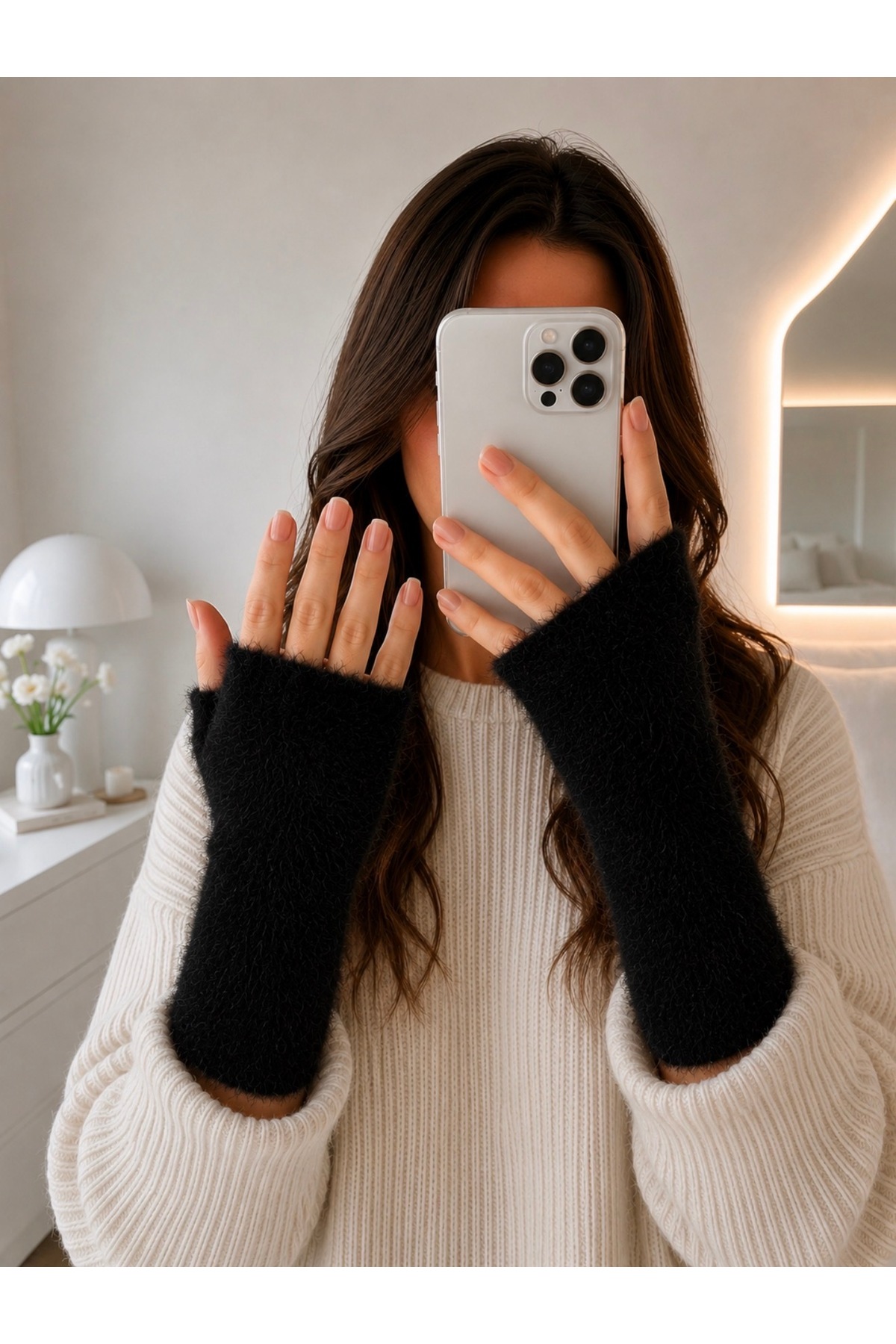 KAR-KIŞ ACCESSORIES 🖤 Peluş Tüylü Parmaksız Siyah Kadın Eldiven, Yumuşak & Şık Tasarım görsel 2