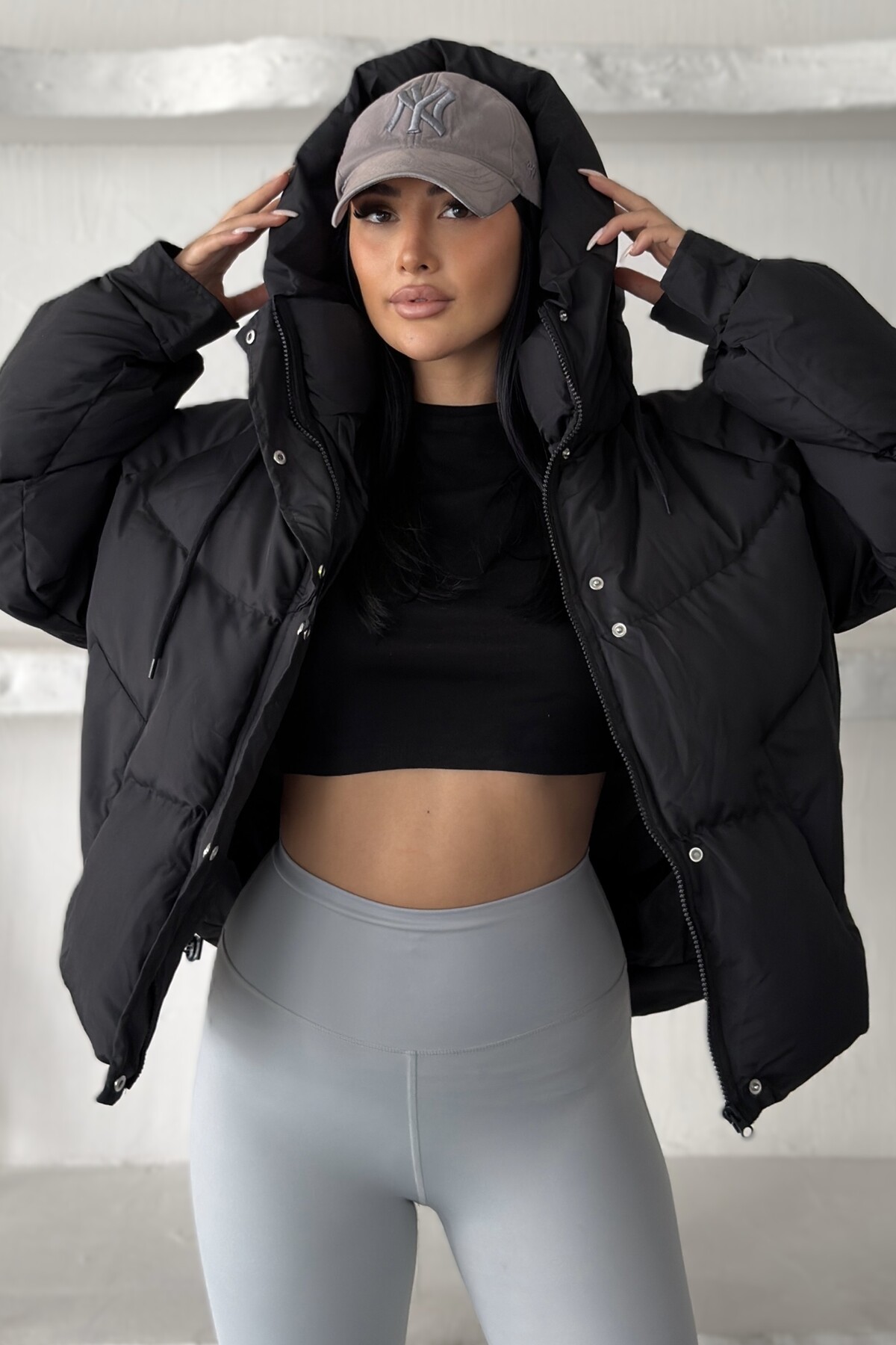 moda armanc Kadın Kapüşonlu Şişme Mont Oversize Kısa Puffer Ceket | Yeni Sezon görsel 7