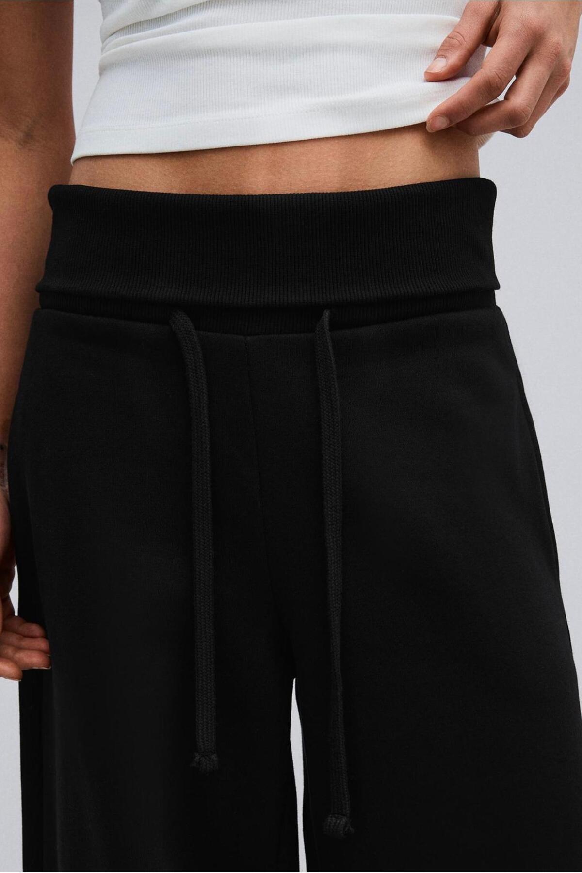 Hira Online Üç İplik Şardonlu Kıvrımlı Kaşkorse Bel Cepli Ayarlanabilir Lastikli Ultra Bol Barrel Fit Baggy Pantolon\Eşofman Altı
