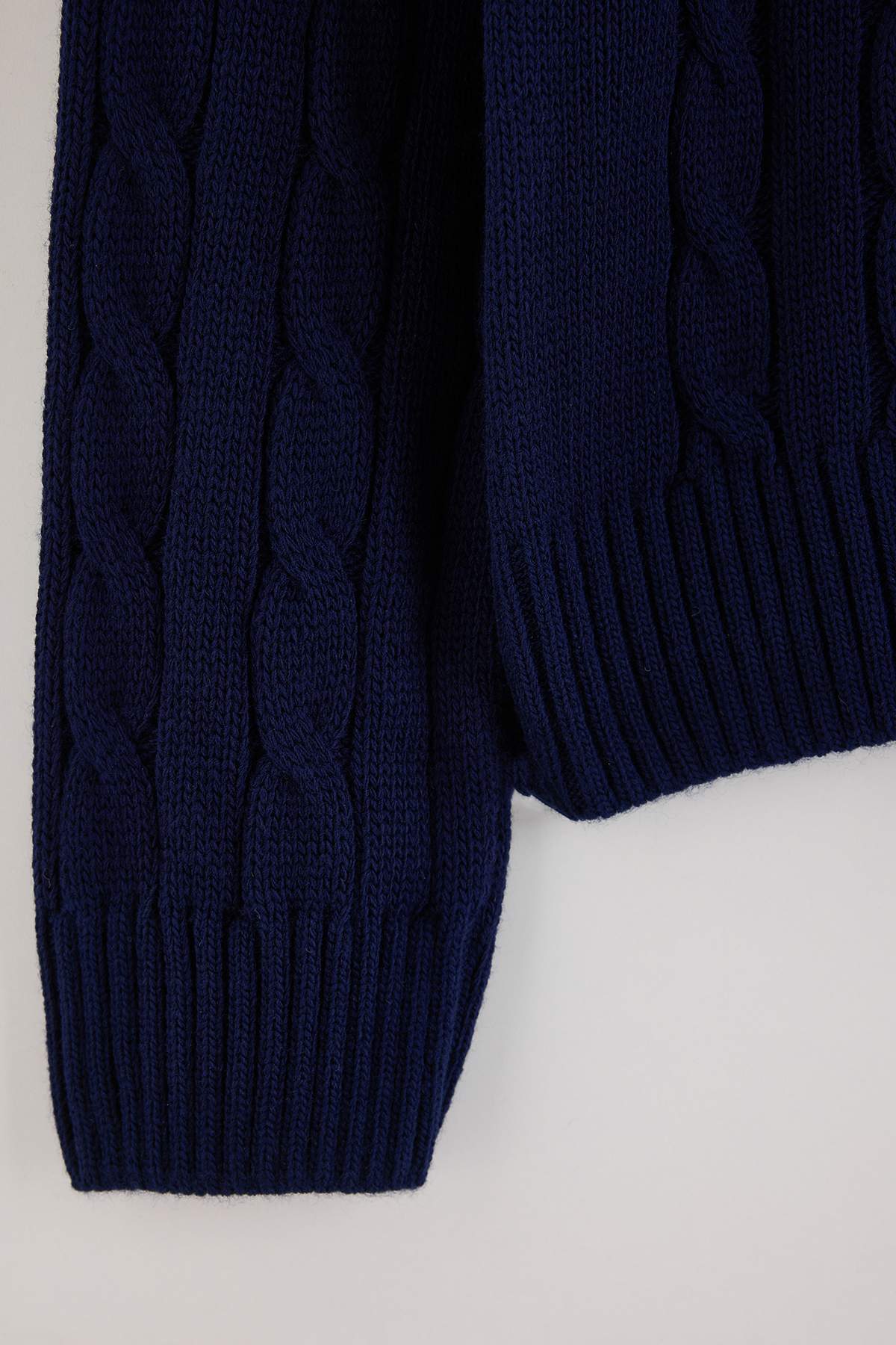 trendyol-man-mens-dark-blue-animal-print-long