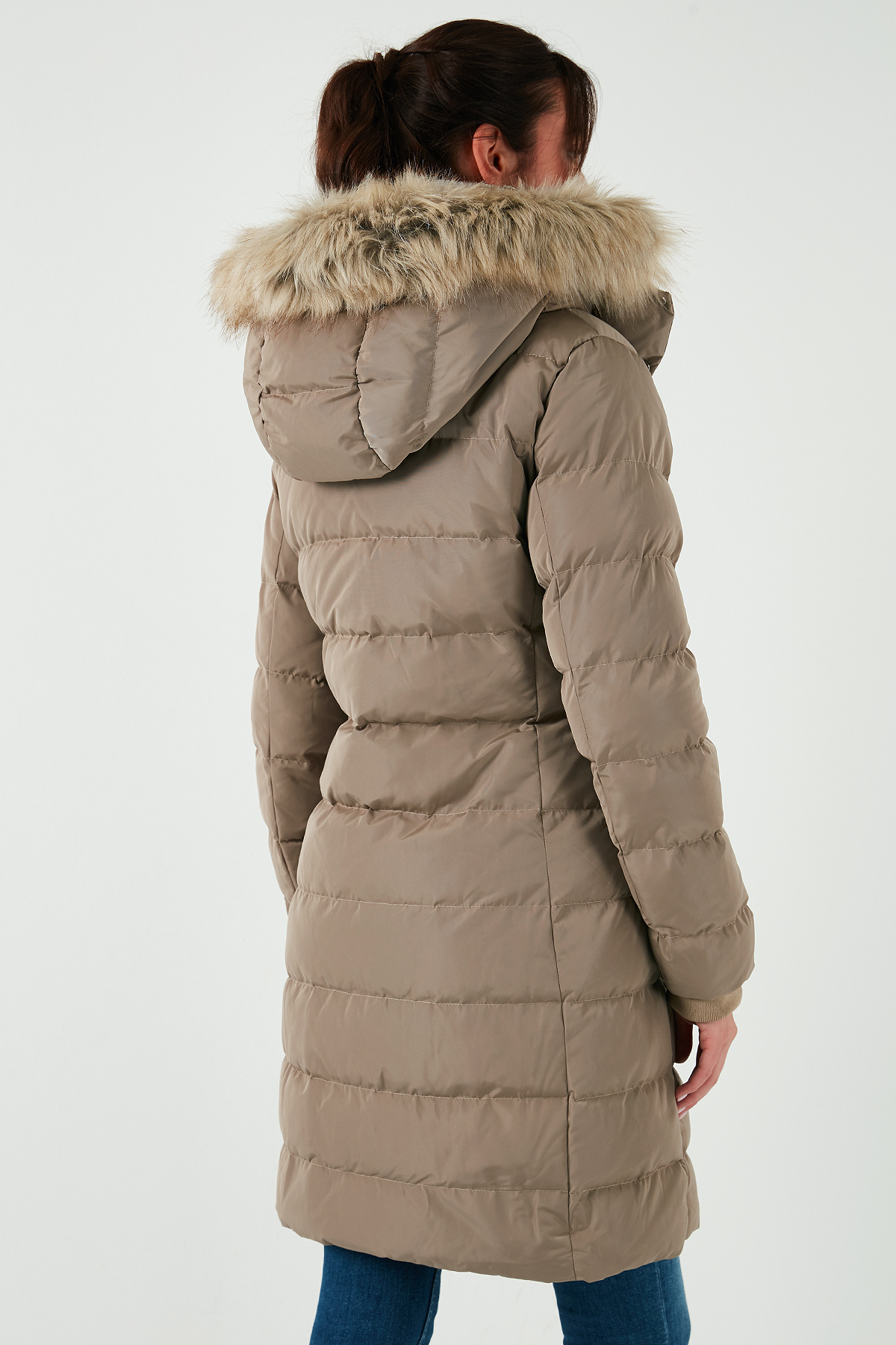 Lela Regular Fit Çıkarılabilir Kapüşonlu Fermuarlı Cepli Şişme Mont Kadın MONT 497EMİLY görsel 7