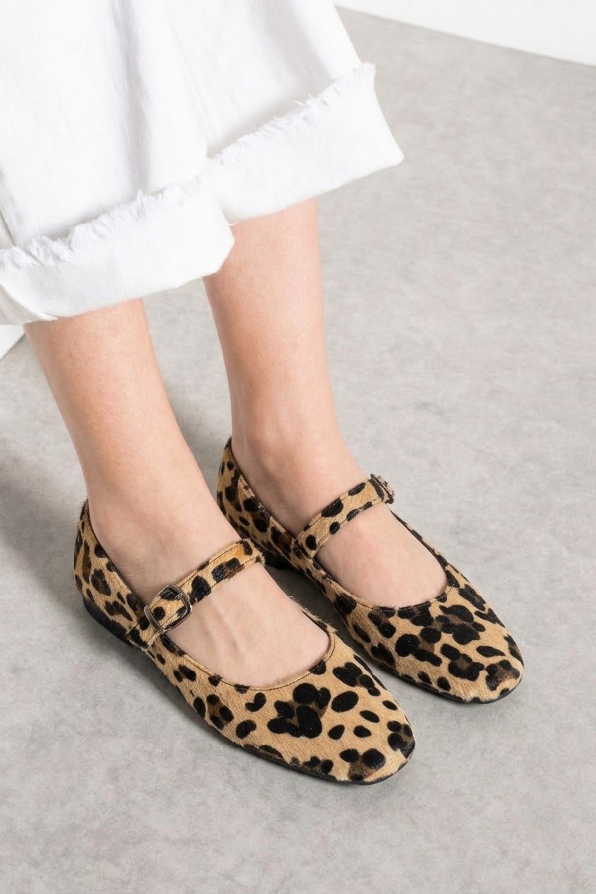 İmerShoes Günlük Kadın Babet Oval Burunlu Sade Şık Alçak Topuklu Tokalı Hafif Rahat Ayakkabı M-506 görsel 2