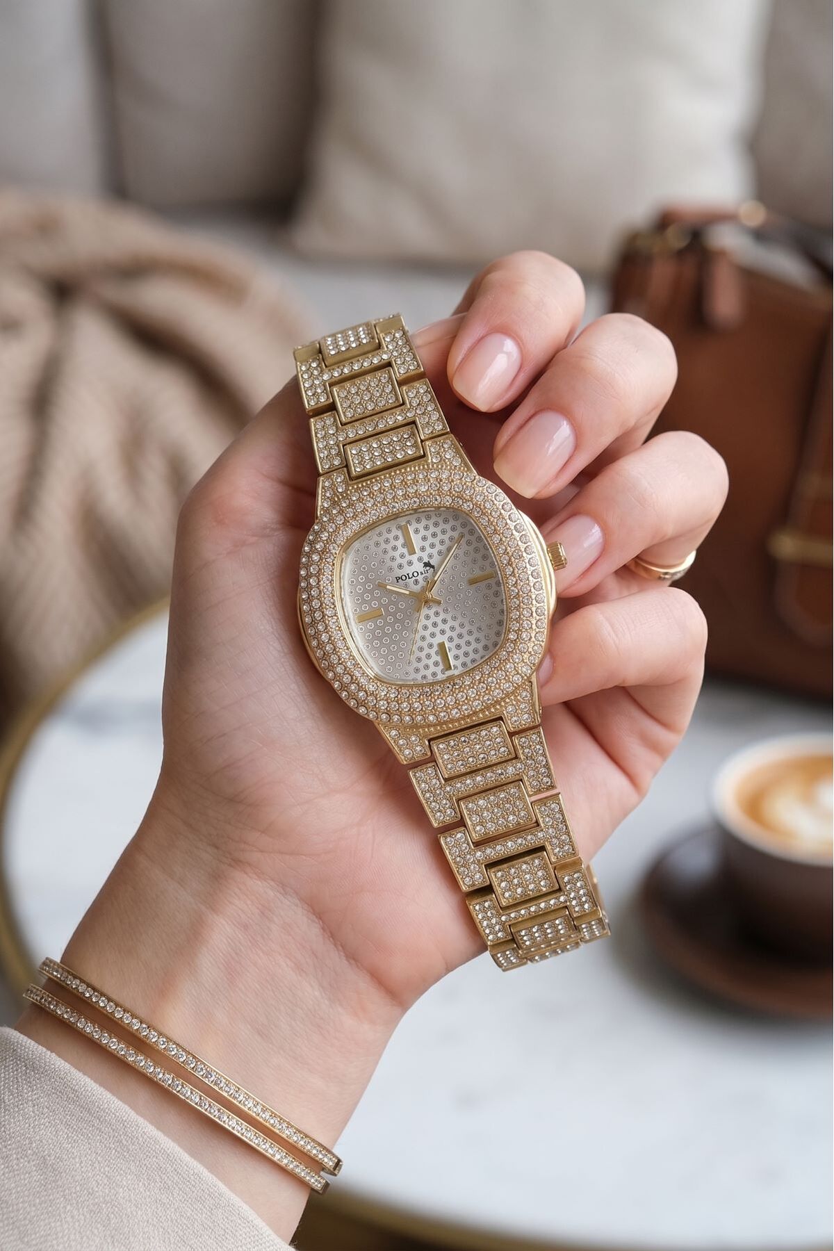 Poloair Tek Sıra Lüx Taşlı Kadın Kol Saati Zirkon Taşlı Baget Bileklik Kombin Gold Renk PL-1329B1 görsel 3