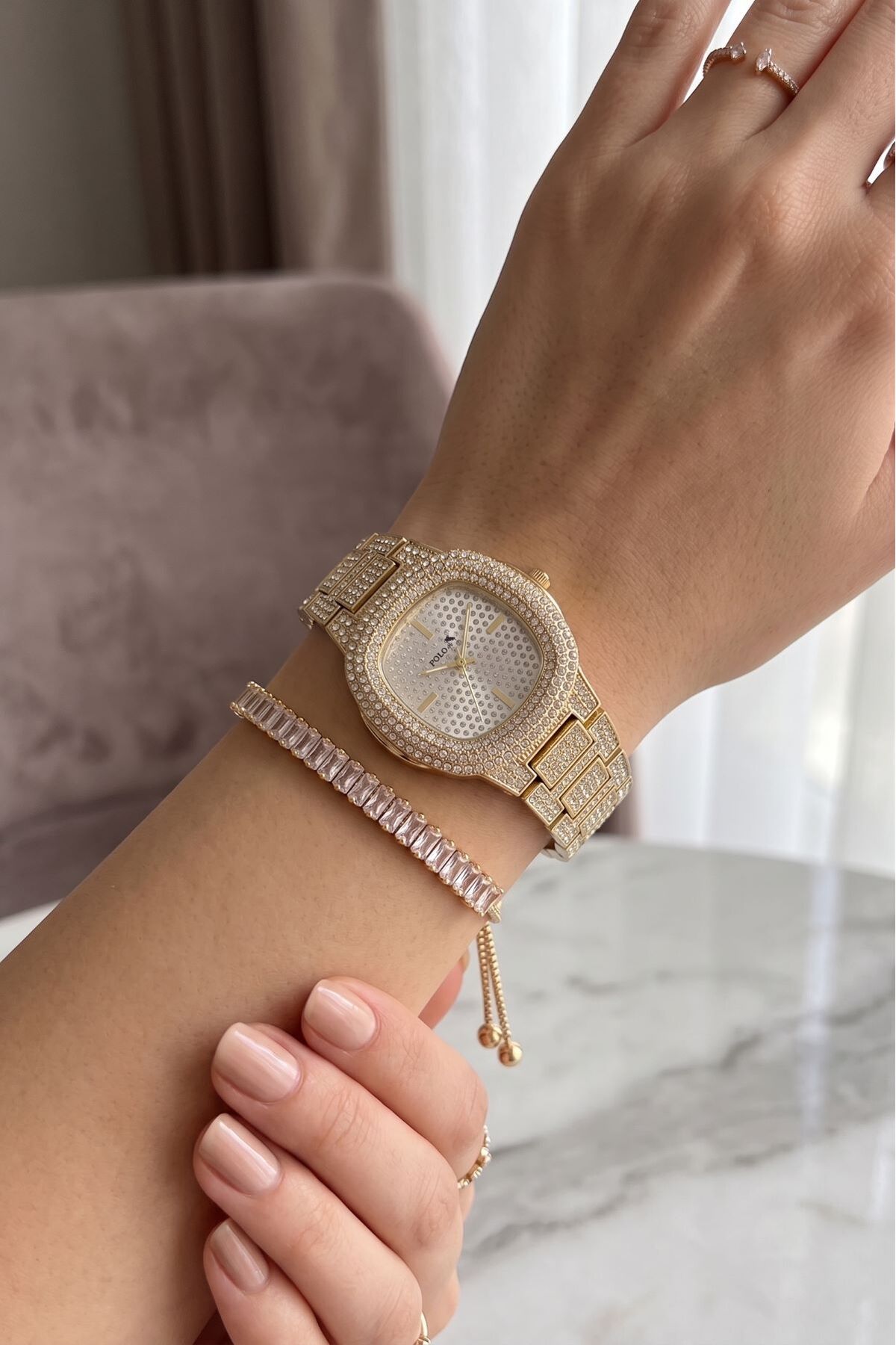 Poloair Tek Sıra Lüx Taşlı Kadın Kol Saati Zirkon Taşlı Baget Bileklik Kombin Gold Renk PL-1329B1 görsel 2