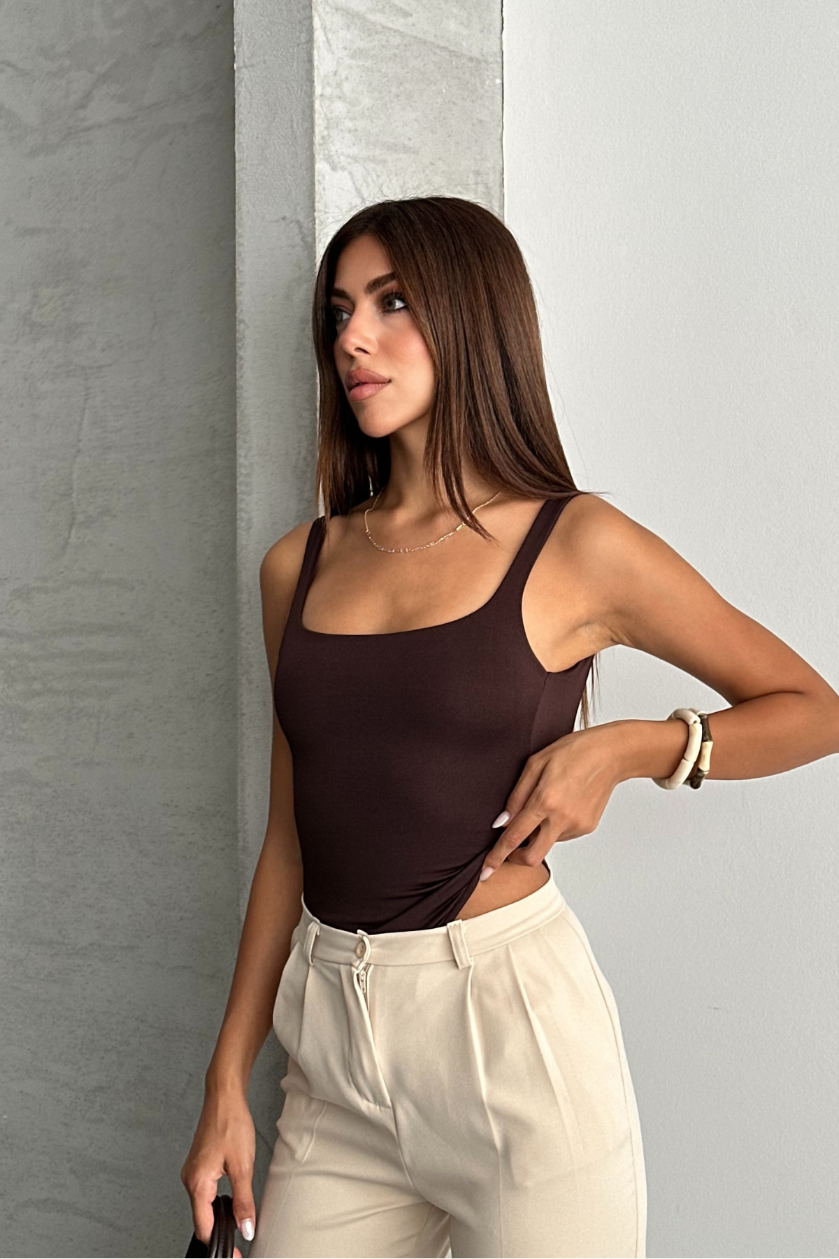 macharel jeans Yuvarlak Yaka Arka Dekolteli Askılı Bluz