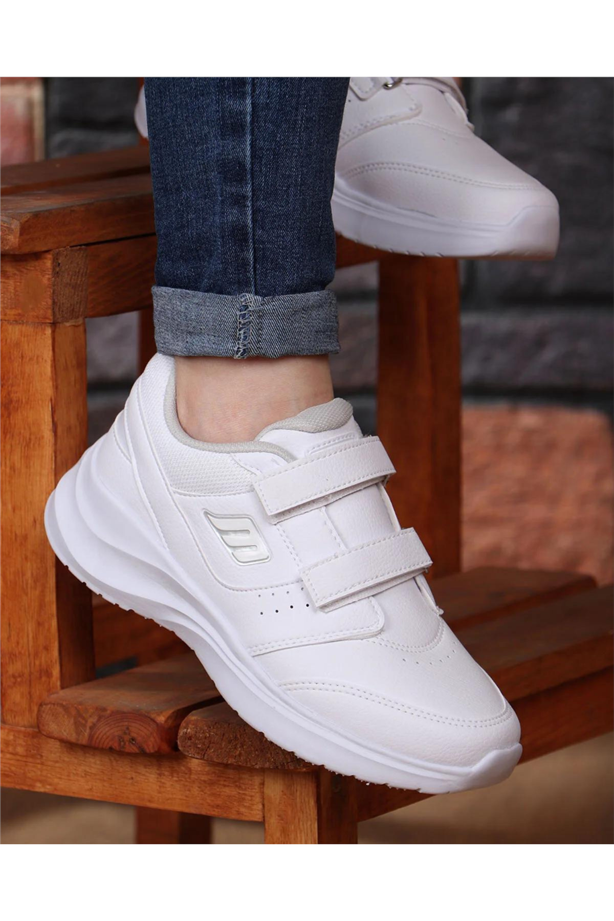 M.P. 232-1307 Zn Beyaz Cırtlı Sneaker Ayakkabı