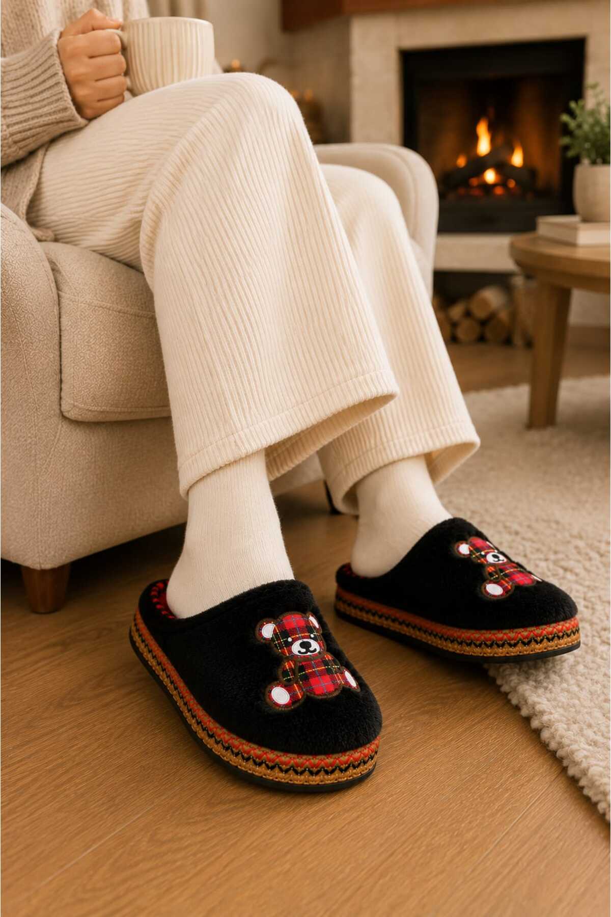 Slipcat Unisex, Ekose Desenli, Ayı Figürlü, Yumuşak, Peluş Kışlık Ev Terliği görsel 5