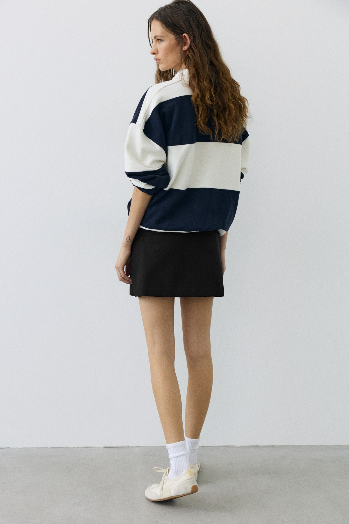 Pull & Bear Mini şort etek görsel 4