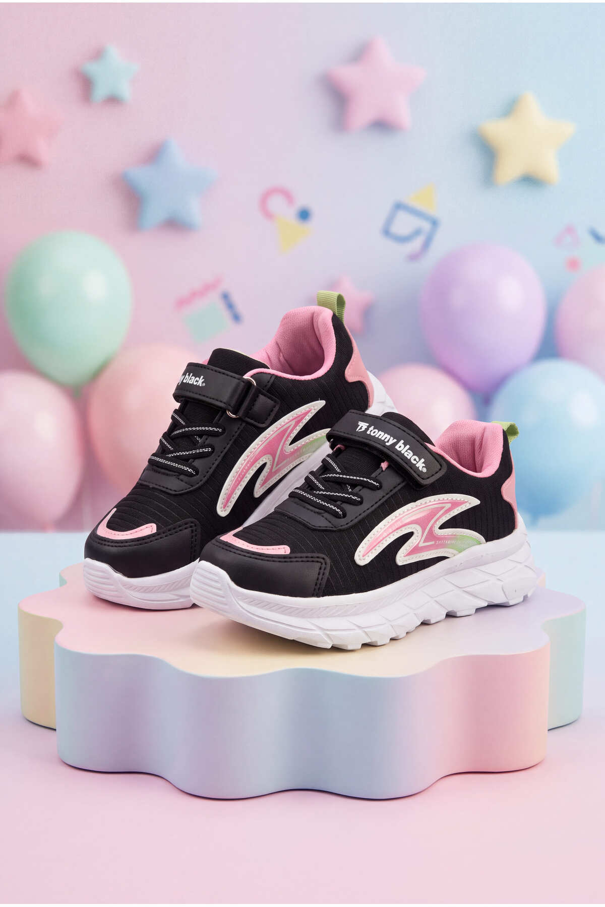 Tonny Black Çocuk Unisex Siyah Pembe Rahat Kalıp Faylon Tabanlı Cırtlı Sneaker