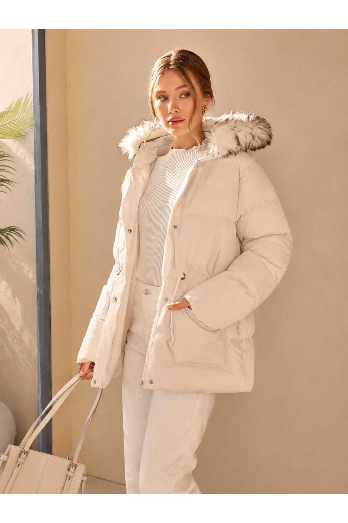 ALANOVA FASHION KADIN CEP DETAYLI KAPÜŞUN KÜRKLÜ MONT görsel 4