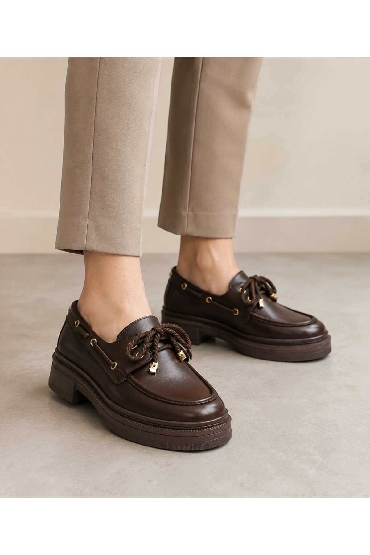 FİNTAS Ayağınıza Gelen Moda Kahverengi bağcıklı Detaylı Kadın Loafer Ayakkabı görsel 2