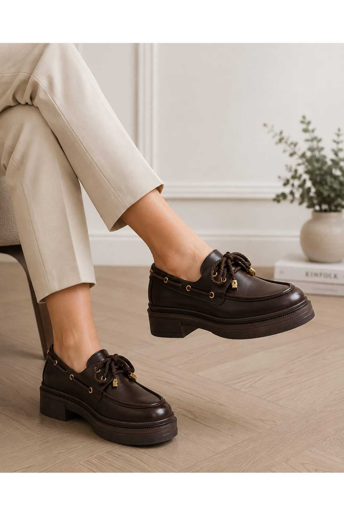 FİNTAS Ayağınıza Gelen Moda Kahverengi bağcıklı Detaylı Kadın Loafer Ayakkabı görsel 3