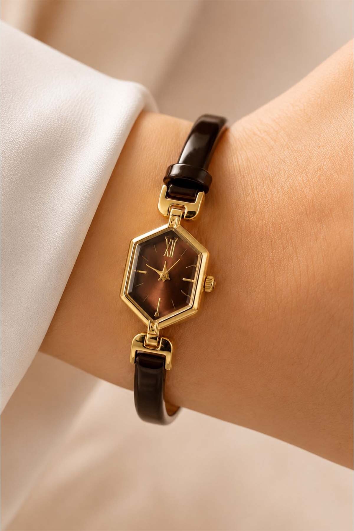 GANYMET Ganios Kadın Kol Saati, Kahverengi Kadran,Parlak Kahverengi Minimal Kordon, Gold Geometrik Kasa ve Taş Detaylı Kasa Özel Tasarım Kadın Saat görsel 7