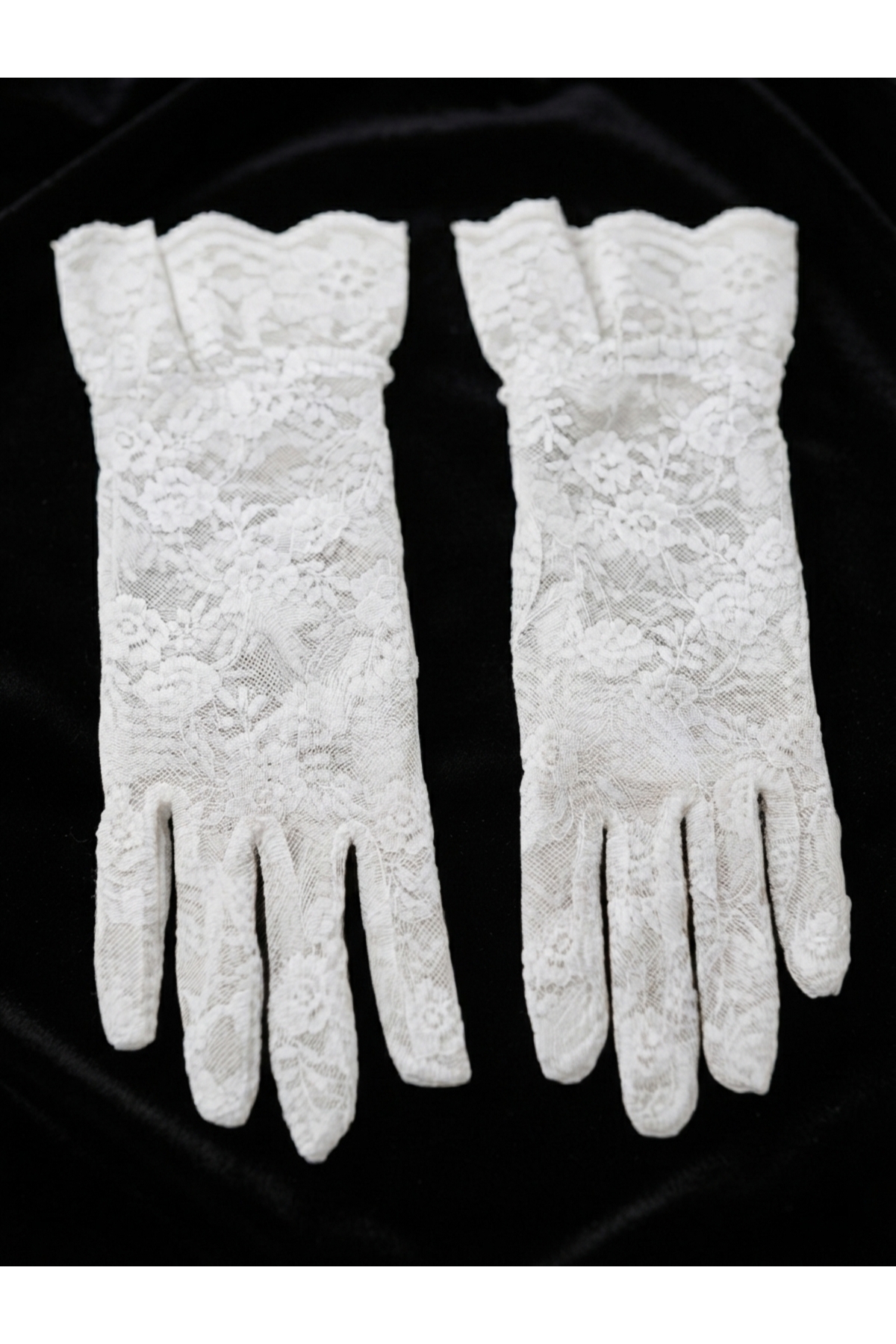 Esram Butik Beyaz Dantel Gelin Eldiveni, Fırfır Detaylı Gelin Aksesuarı ve Nikah Eldiveni görsel 8