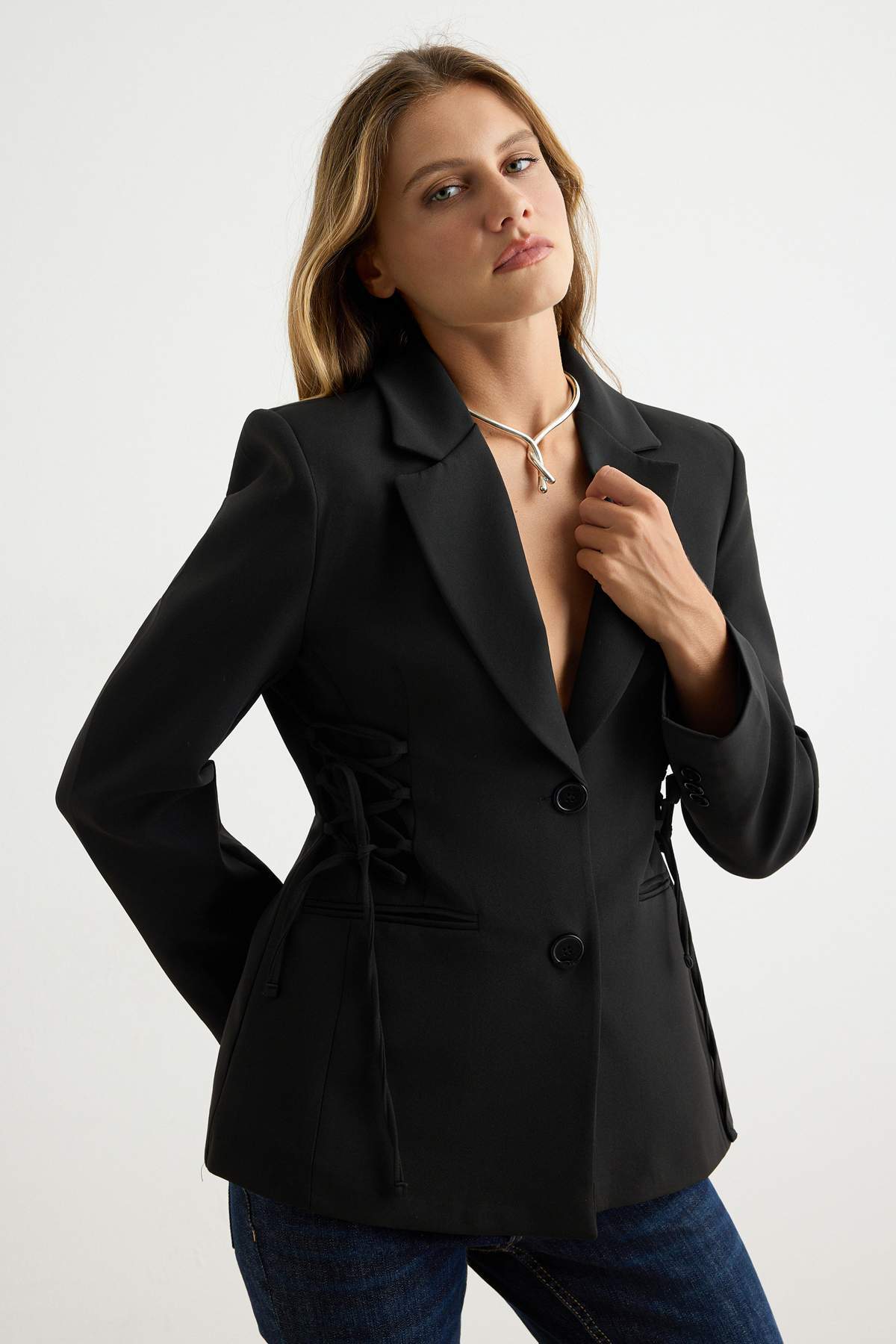 Trendyolmilla Siyah Blazer Ceket TWOAW27BC00044