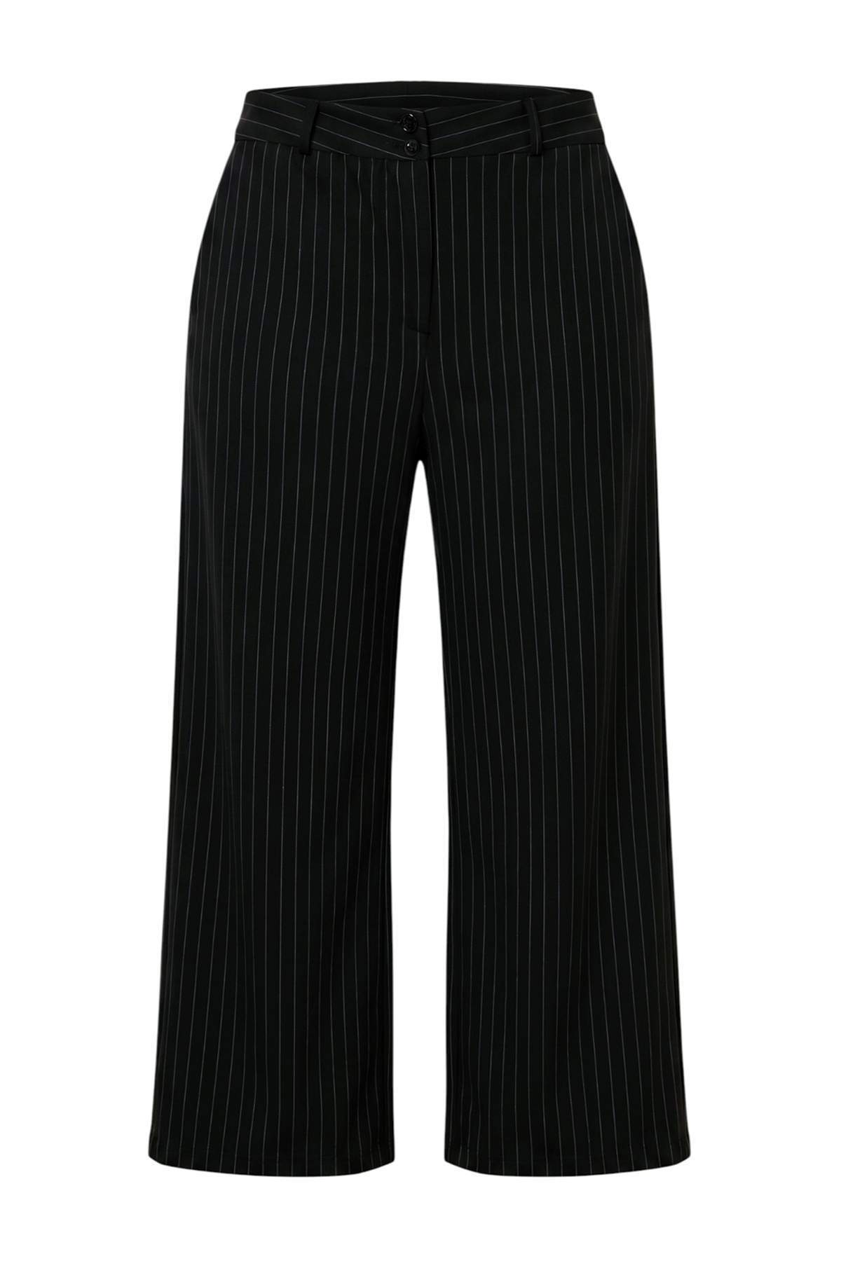 Trendyolmilla Curve Siyah Çizgili Straight Fit Yüksek Bel Örme Pantolon TBBAW27AR00013