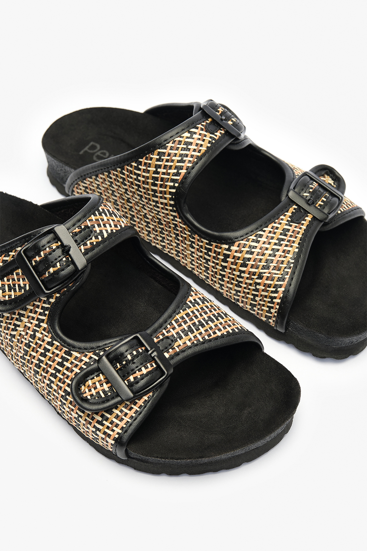 Pia Naturel slippers