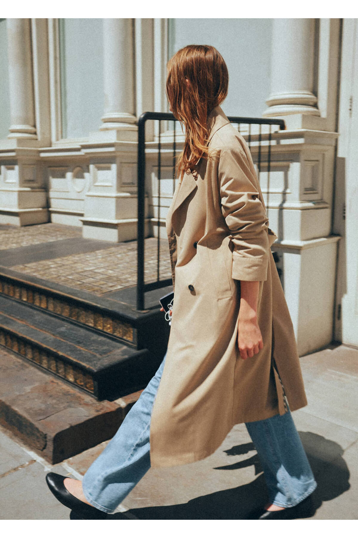 Mango Teen Çift düğmeli kemerli trençkot görsel 6