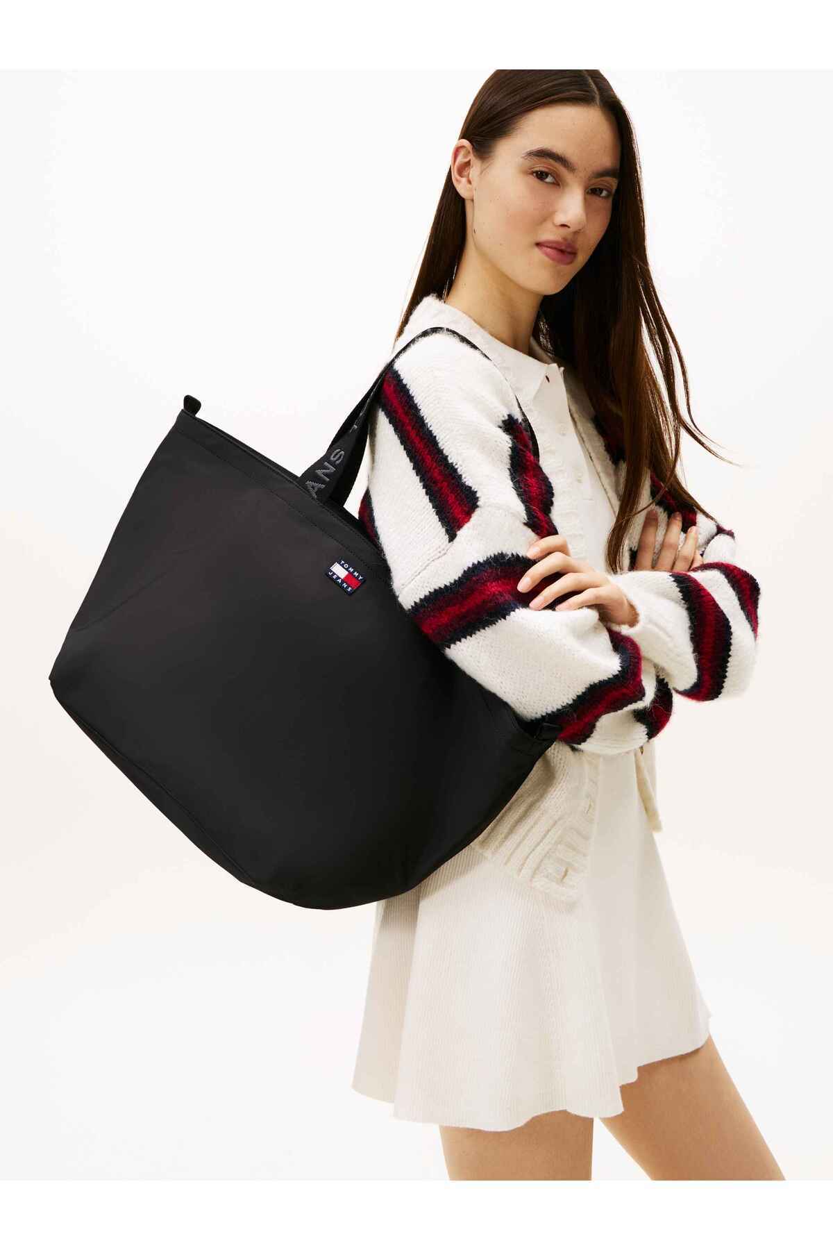 Tommy Hilfiger Kadın Siyah Tote Bag görsel 4