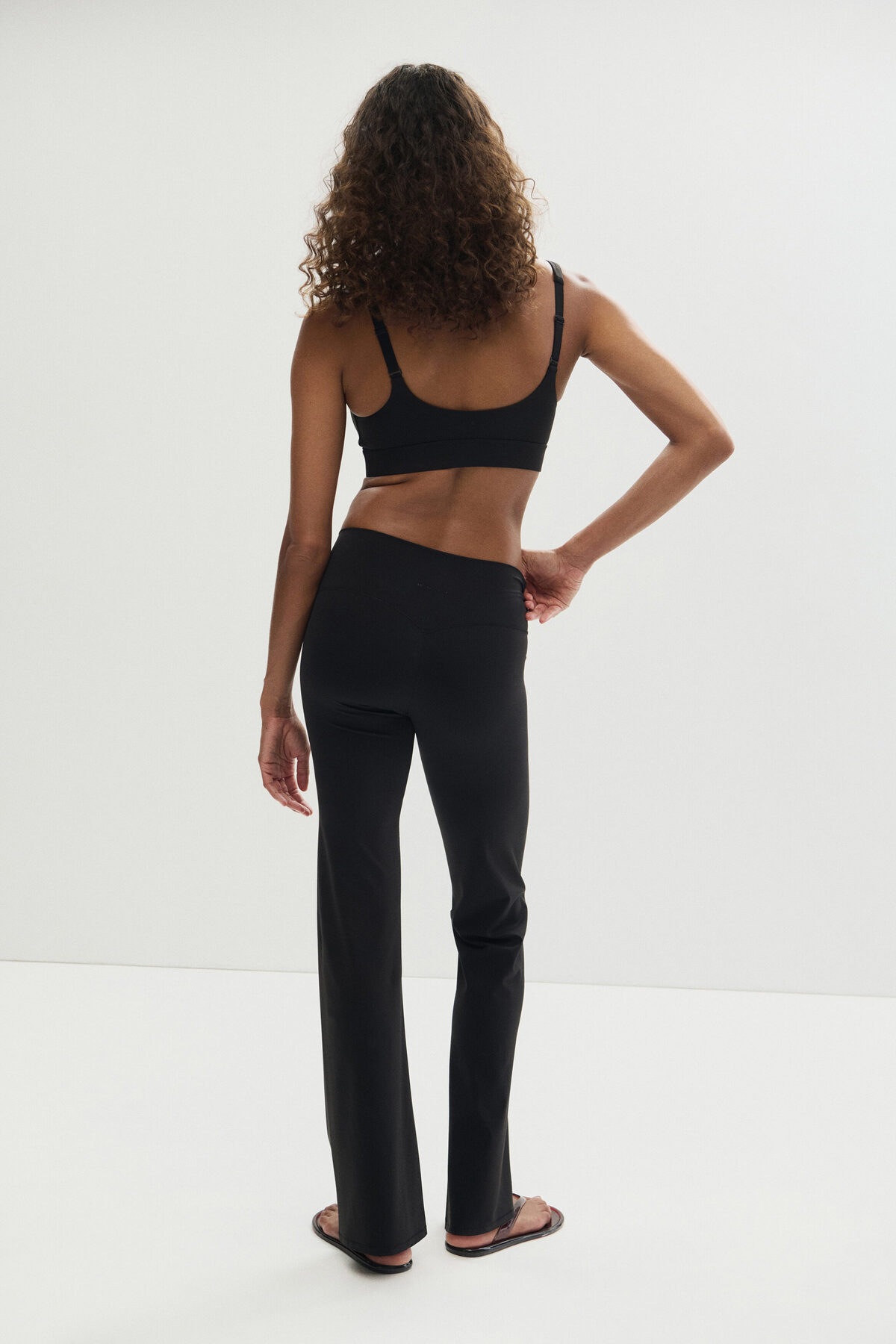 H&M SculptMove™ Bol Paça Spor Taytı görsel 4