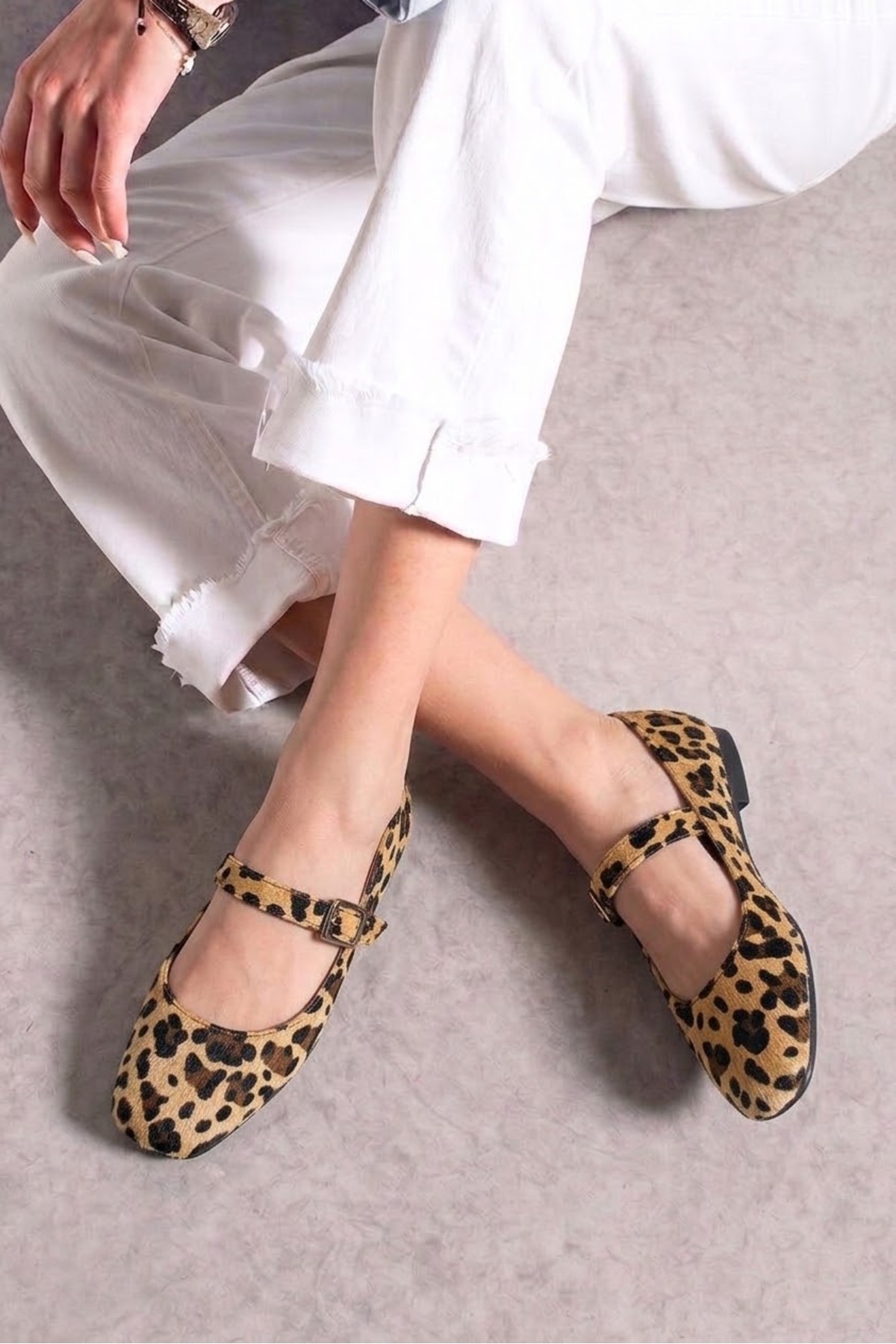 İmerShoes Günlük Kadın Babet Oval Burunlu Sade Şık Alçak Topuklu Tokalı Hafif Rahat Ayakkabı M-506 görsel 5