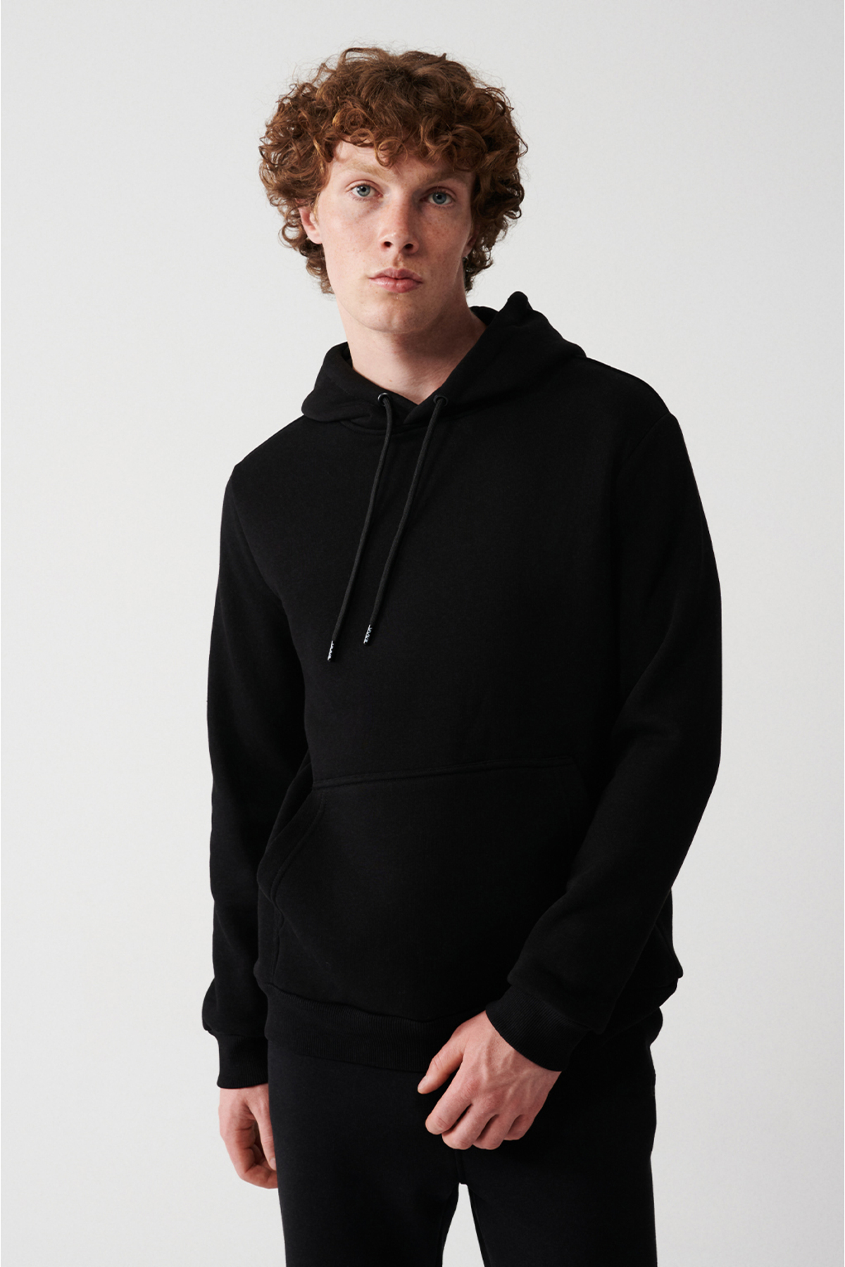 Avva Erkek Siyah Kapüşonlu 3 İplik Şardonlu Pamuklu Sweatshirt E001018 görsel 5