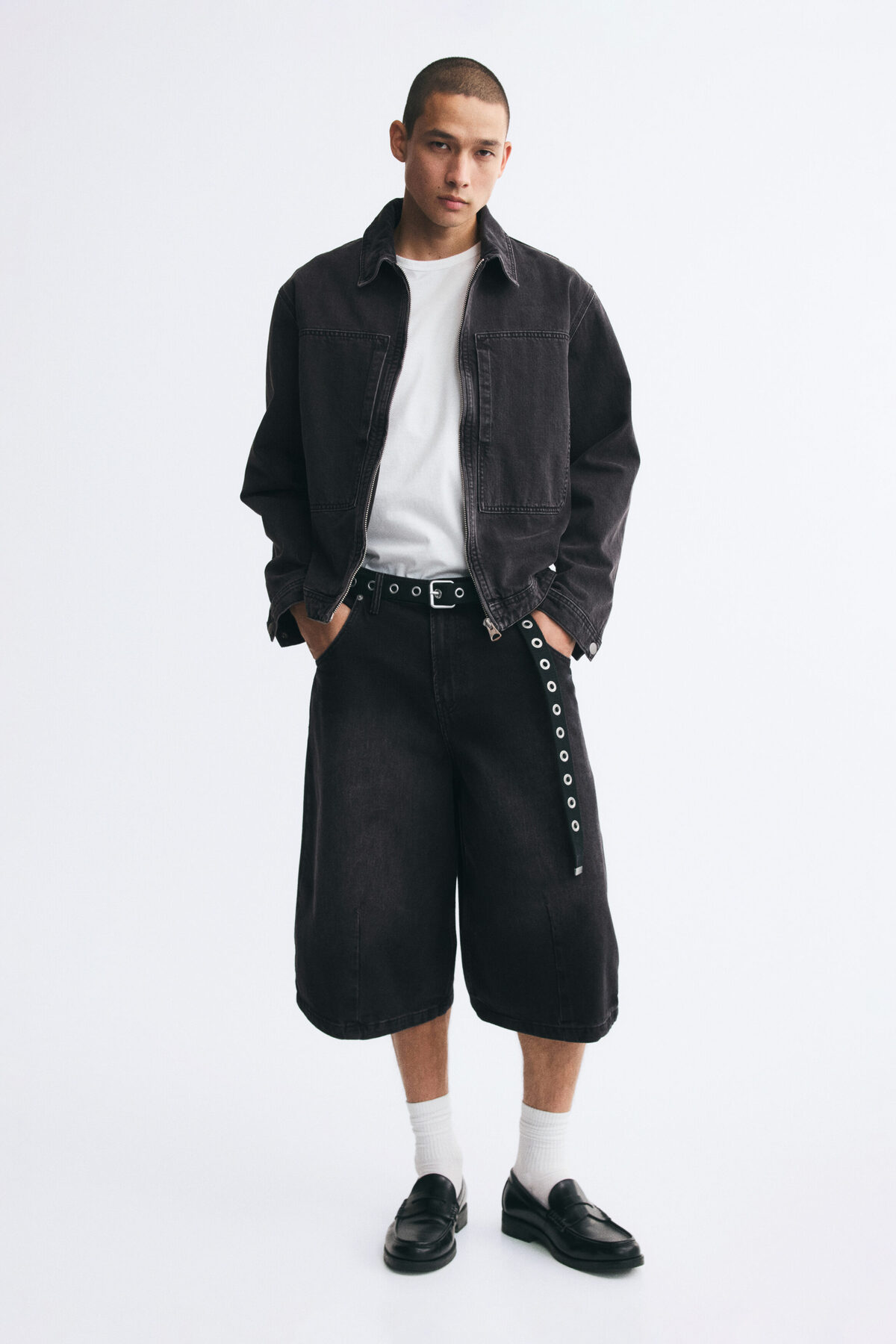 شلوارک جین گشاد بشکه‌ای اچ اند ام شلوارک برمودا H&M
