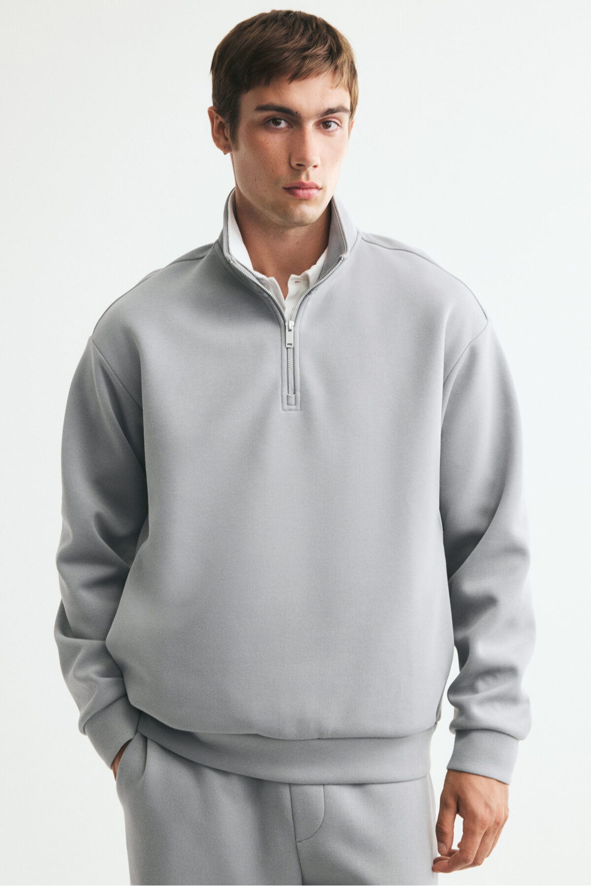 سویشرت نیم زیپ، مناسب برای راحتی و تناسب اندام اچ اند ام سویشرت H&M