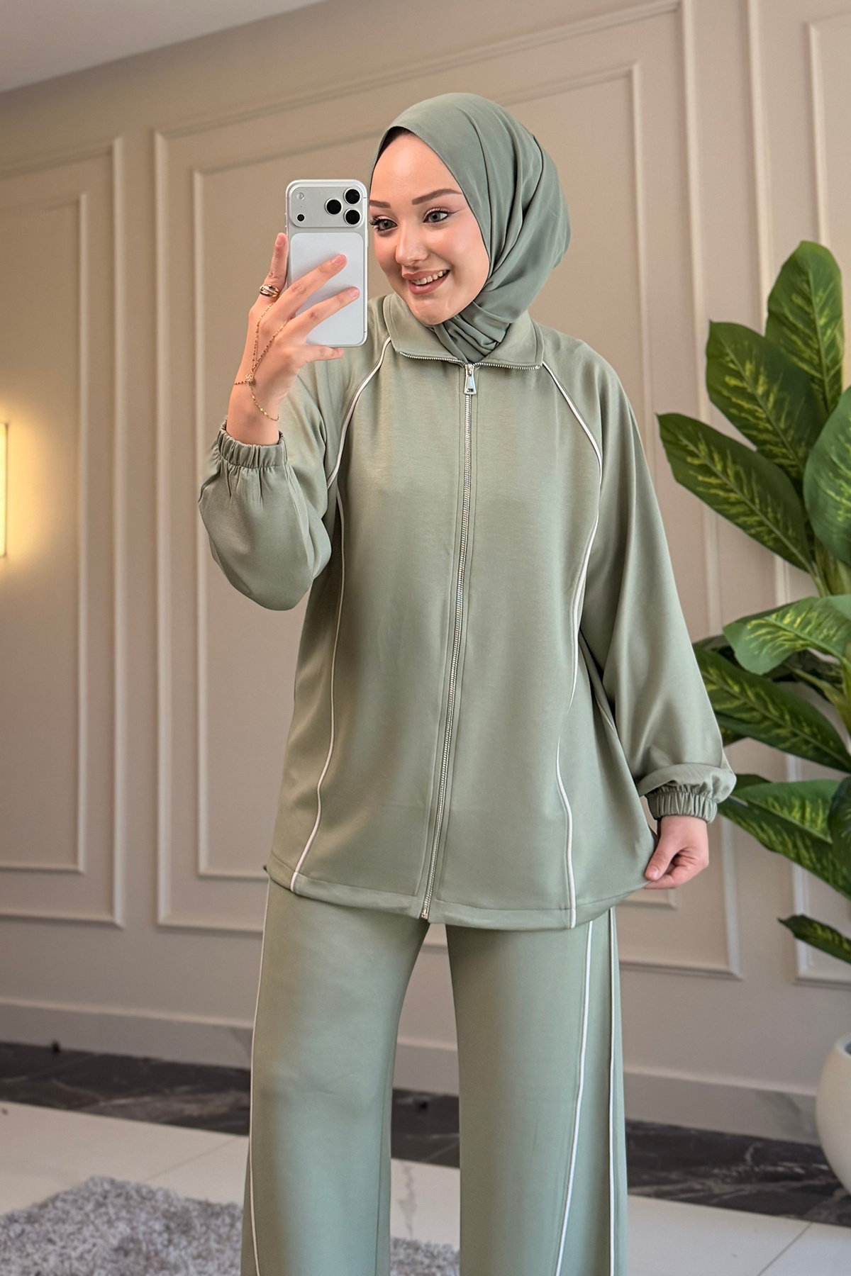 Suede Style 6628 - Şık Rahat Salaş Viskon Yumuşak İnterlok Kumaş Şerit Detaylı Kadın Takım görsel 3