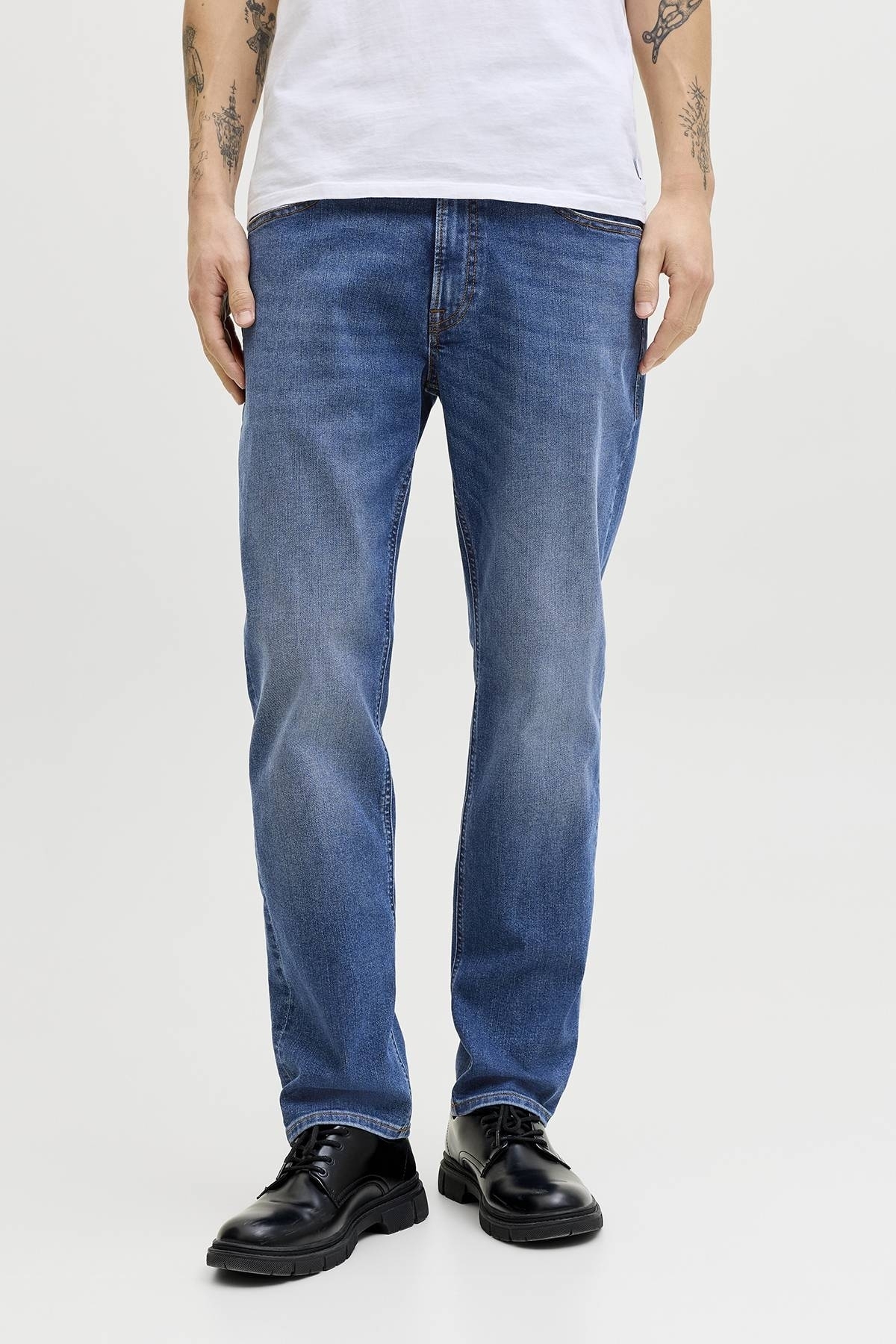 شلوار جین مردانه آبی ۱۲۲۸۲۶۶۹_JJICLARK JJORIGINAL SQ 223 جک اند جونز شلوار جین Jack & Jones