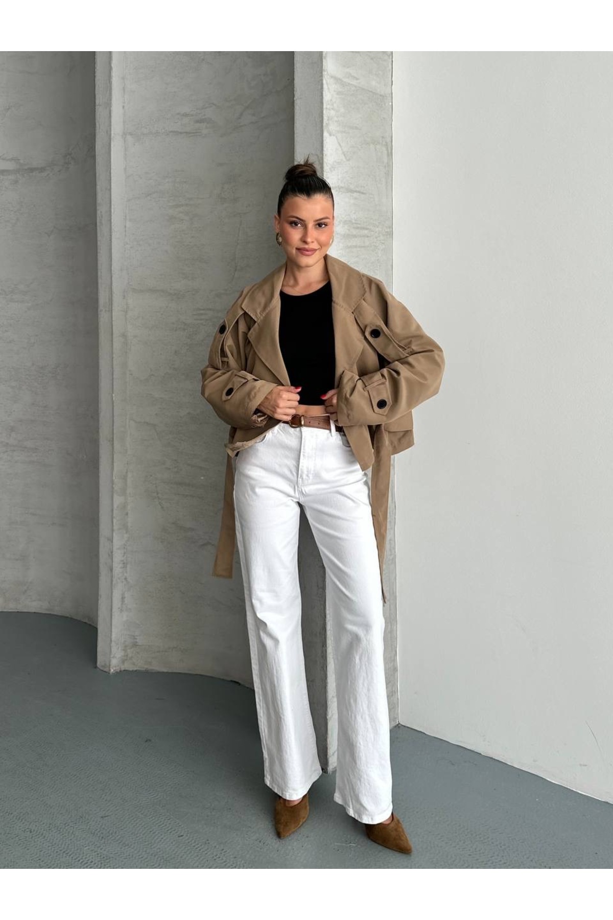Ekim Store Kruvaze Kuşaklı Düğmeli Crop Ceket görsel 5