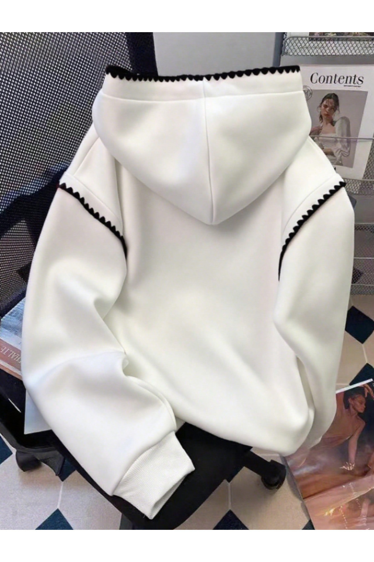 MOONBULL Kadın Kapüşonlu Süs Dikiş Detaylı Minimalist Baskılı Kışlık Uzun Kollu Günlük Pamuklu Sweatshirt görsel 2