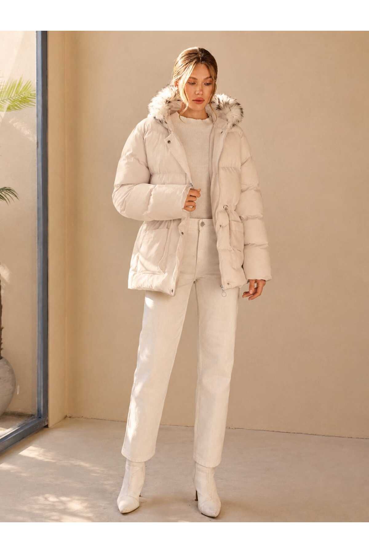 ALANOVA FASHION KADIN CEP DETAYLI KAPÜŞUN KÜRKLÜ MONT görsel 2