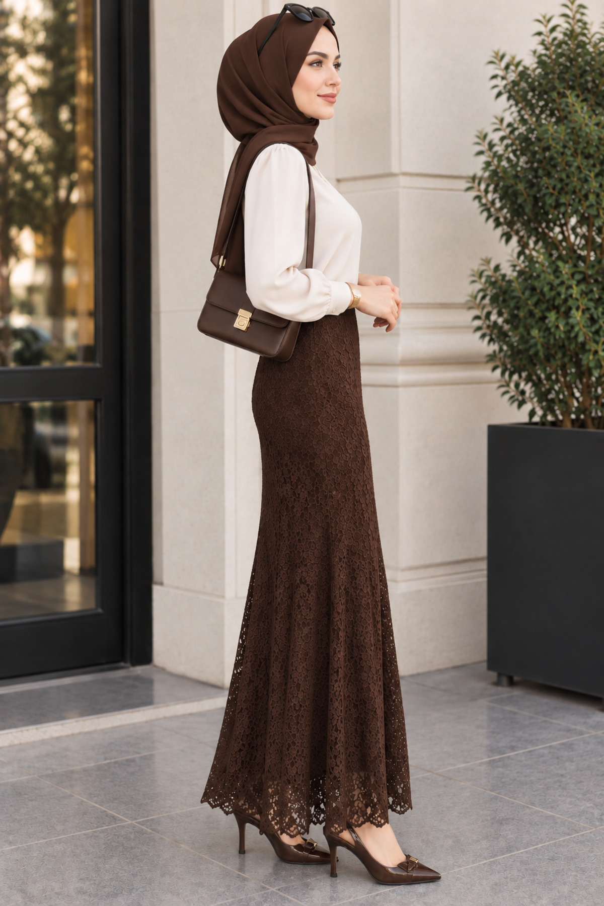 Emina Stil KADIN DANTELLİ ETEK KAHVERENGİ ŞİK VE ZARİF MODELİ görsel 2