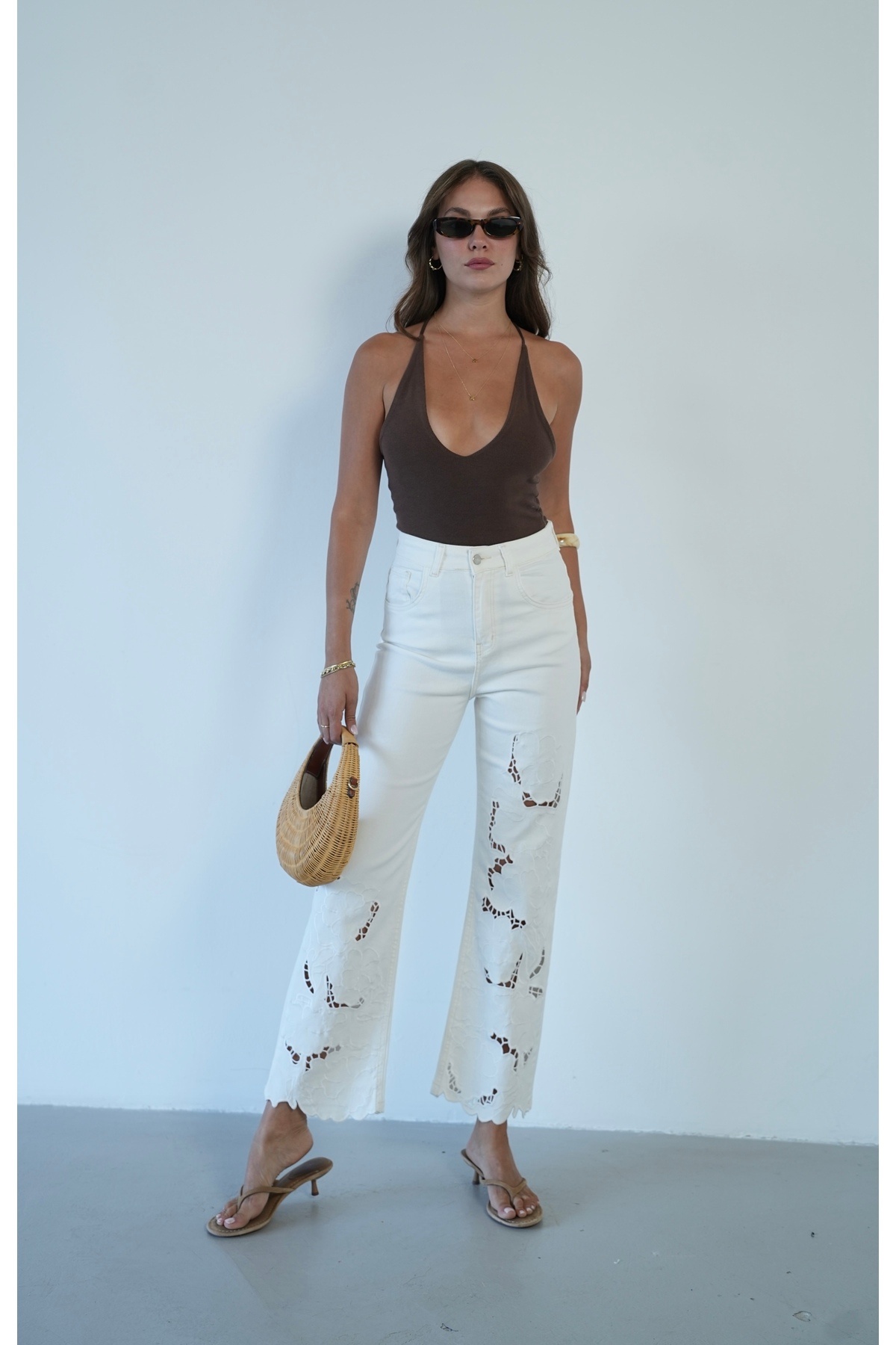 Oyma Nakış Detaylı Denim Bootcut Pantolon 5