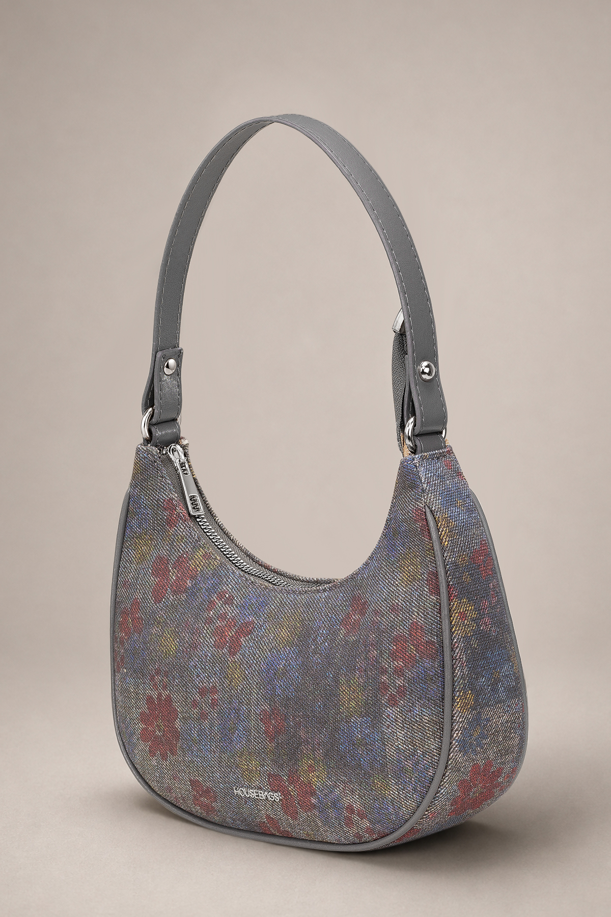 Housebags Dumanlı Gri/Smoke Grey Denim Vintage Floral Hobo Kadın Omuz Çantası, Silver Metal Detaylı, Fermuarlı