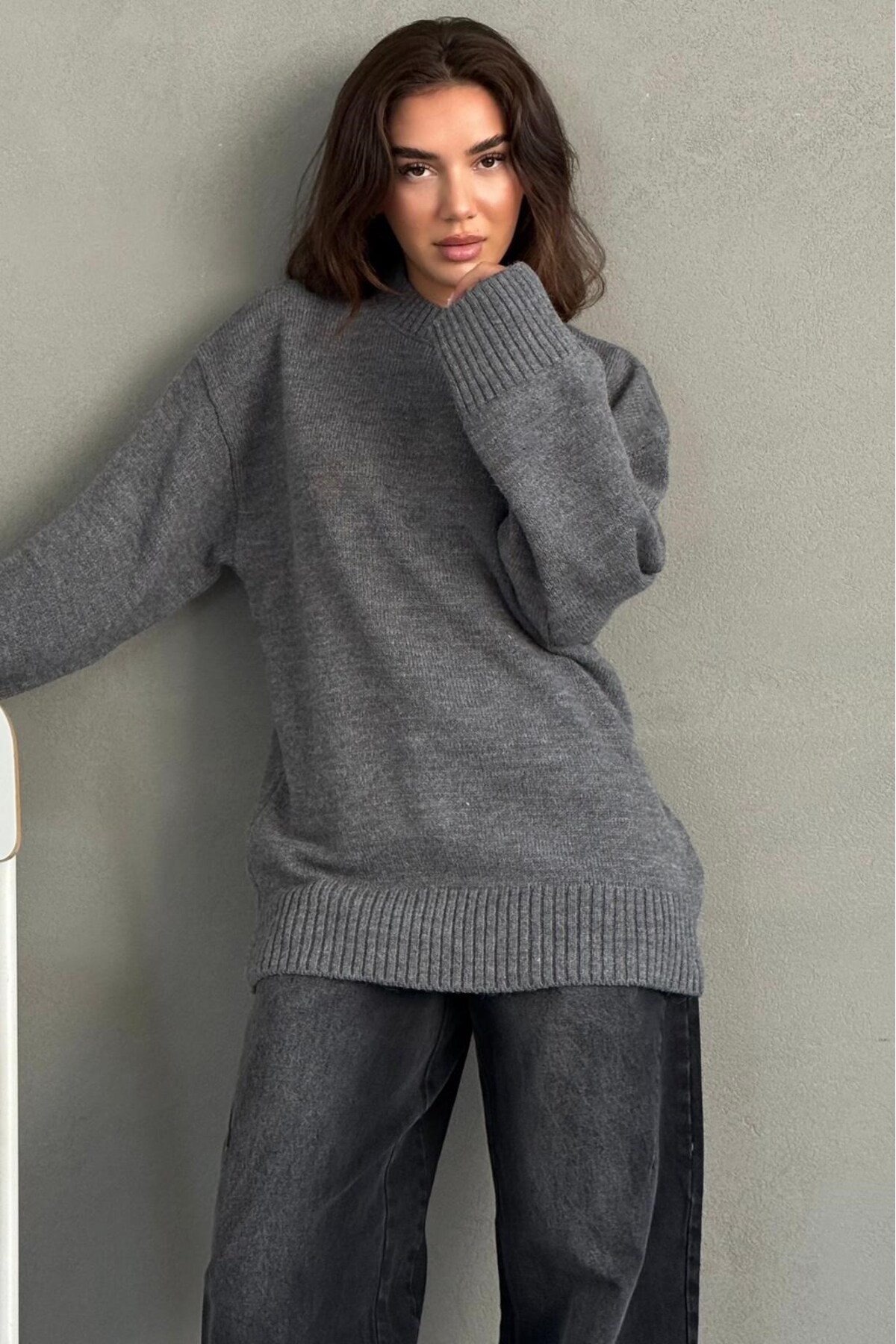 Madmext Antrasit Bisiklet Yaka Oversize Uzun Kadın Triko Kazak MG2890 görsel 6