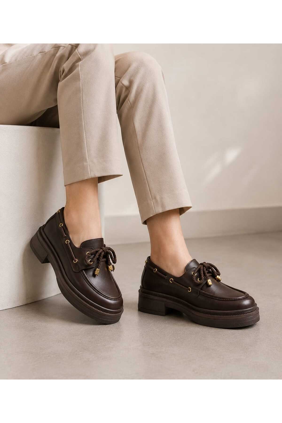 FİNTAS Ayağınıza Gelen Moda Kahverengi bağcıklı Detaylı Kadın Loafer Ayakkabı görsel 4