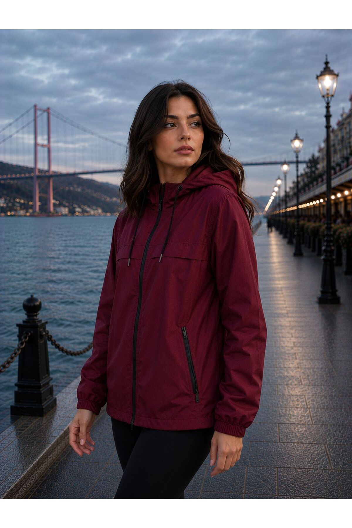 Gül Maison Kadın Yağmurluk Su Geçirmez Kapüşonlu Oversize Şık Mevsimlik görsel 3
