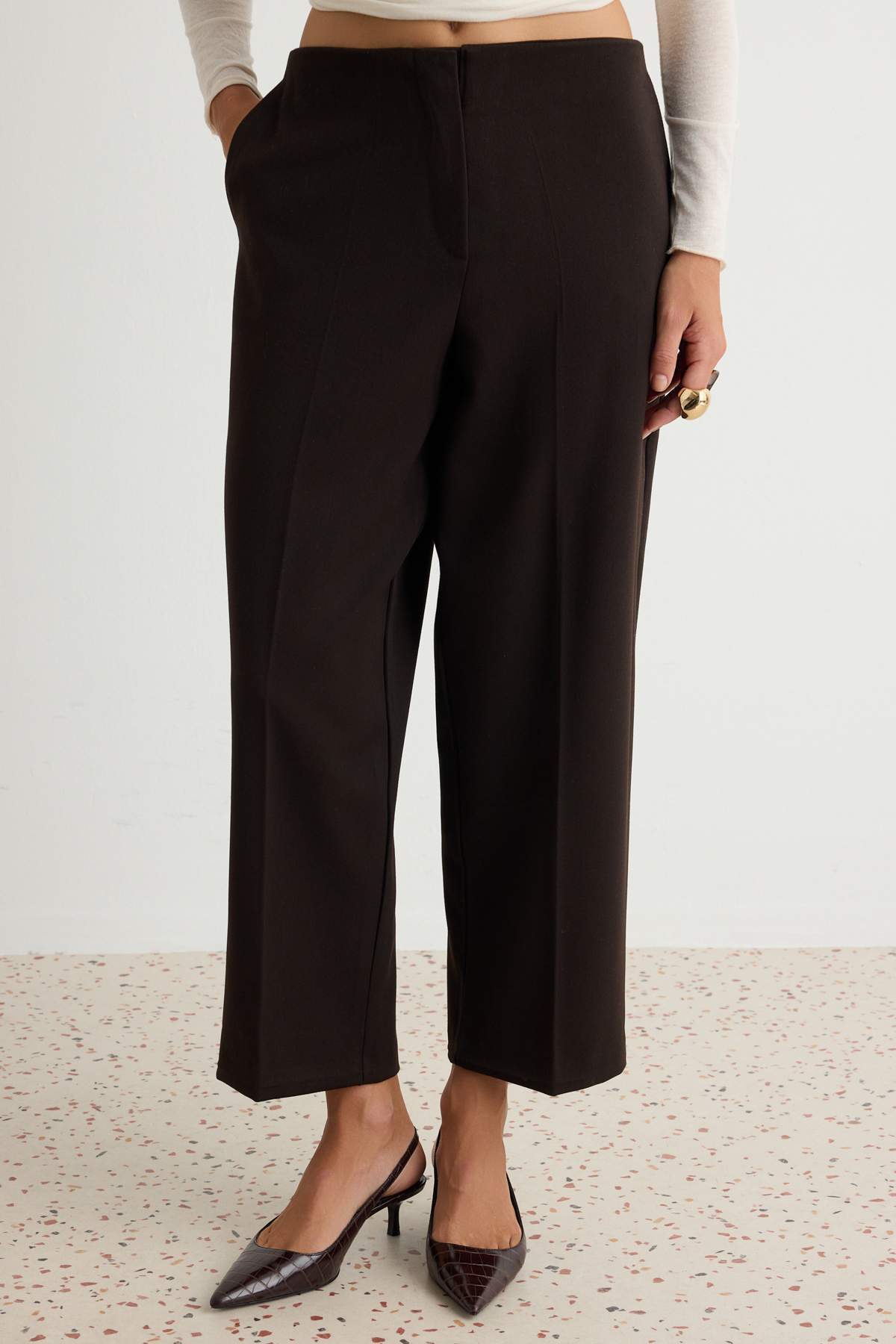 Trendyolmilla Koyu Kahverengi Pantolon TWOAW27PL00075